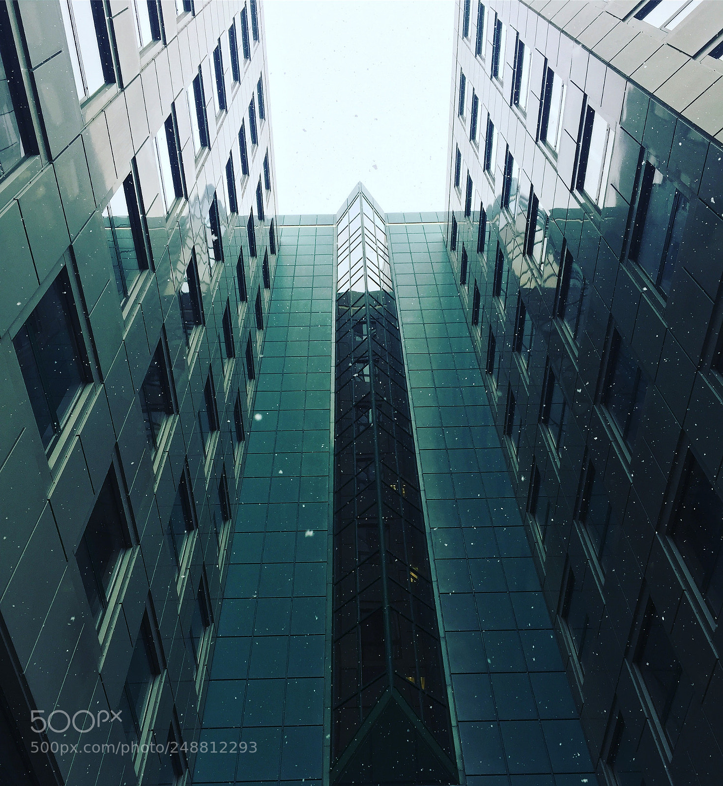 Apple iPhone 6 sample photo. Building photography