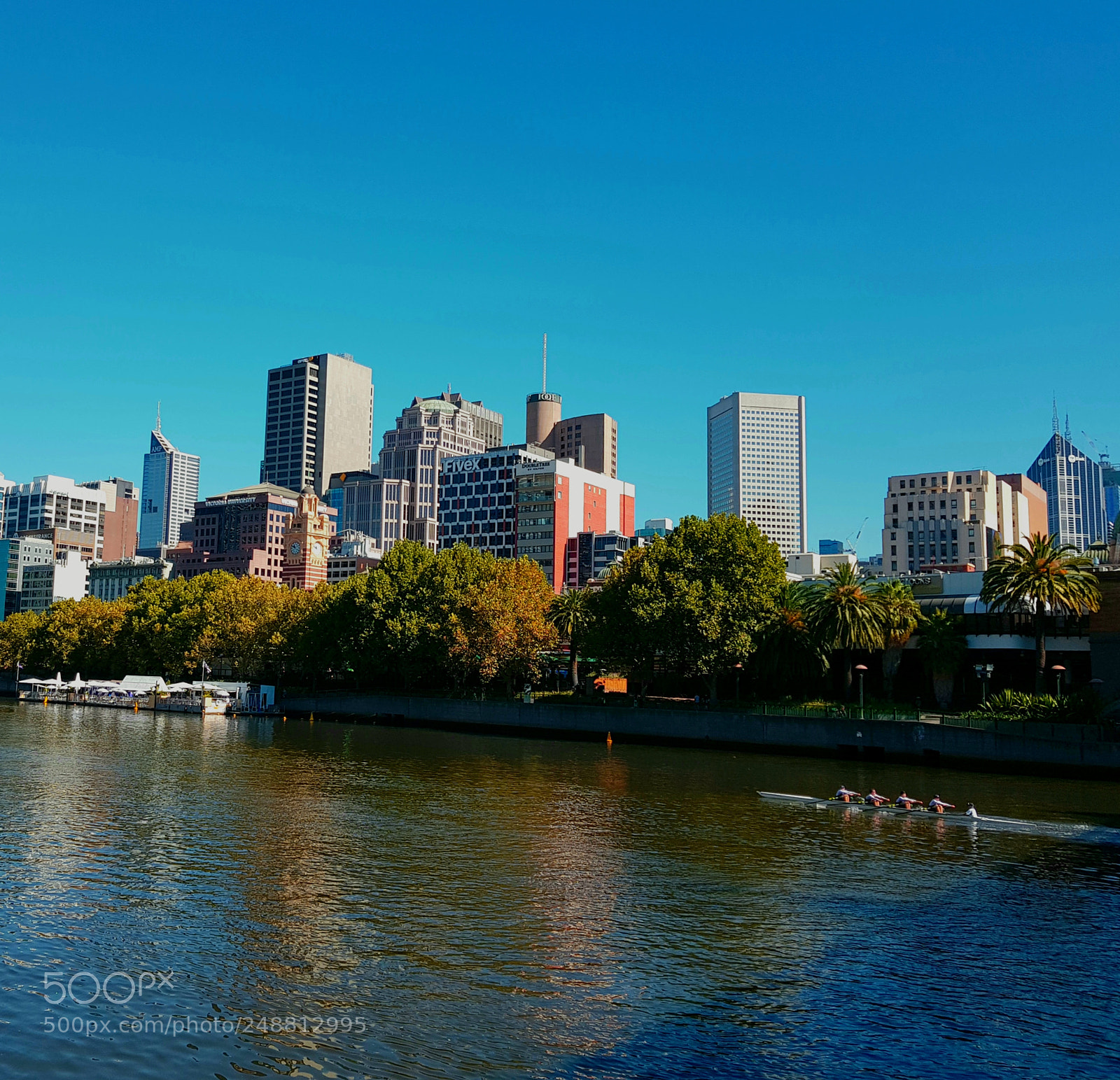 Samsung Galaxy S8 sample photo. City on water photography