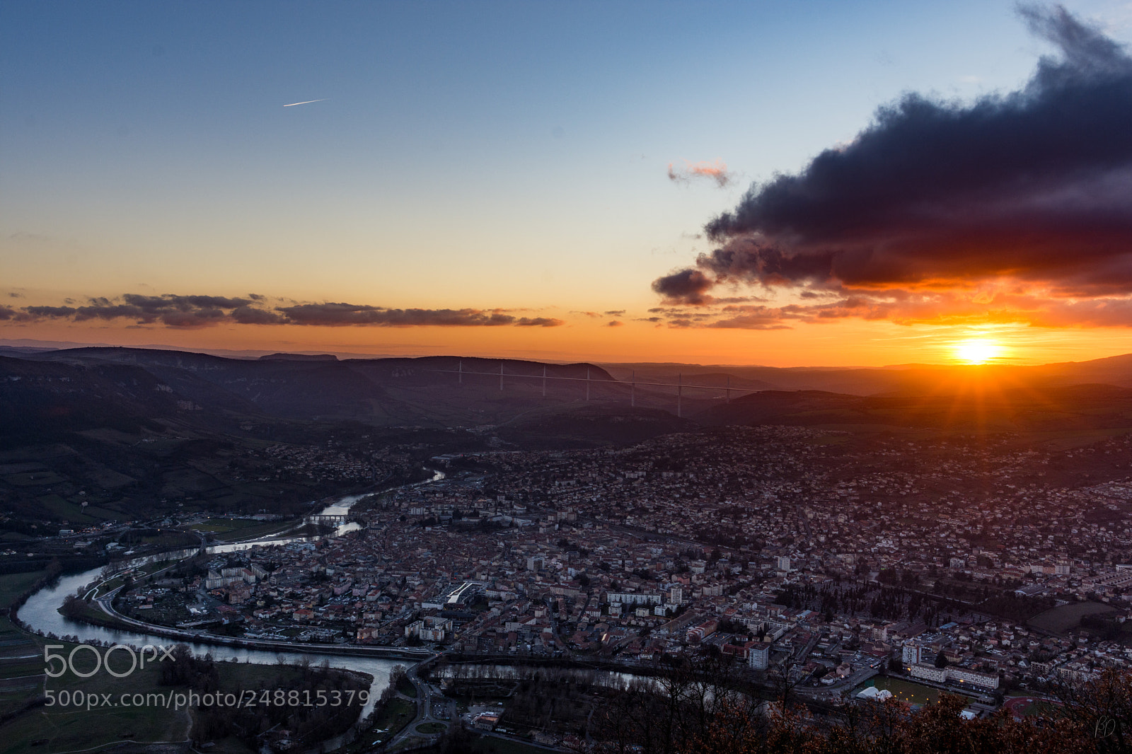Nikon D7200 sample photo. Sunshine on millau photography