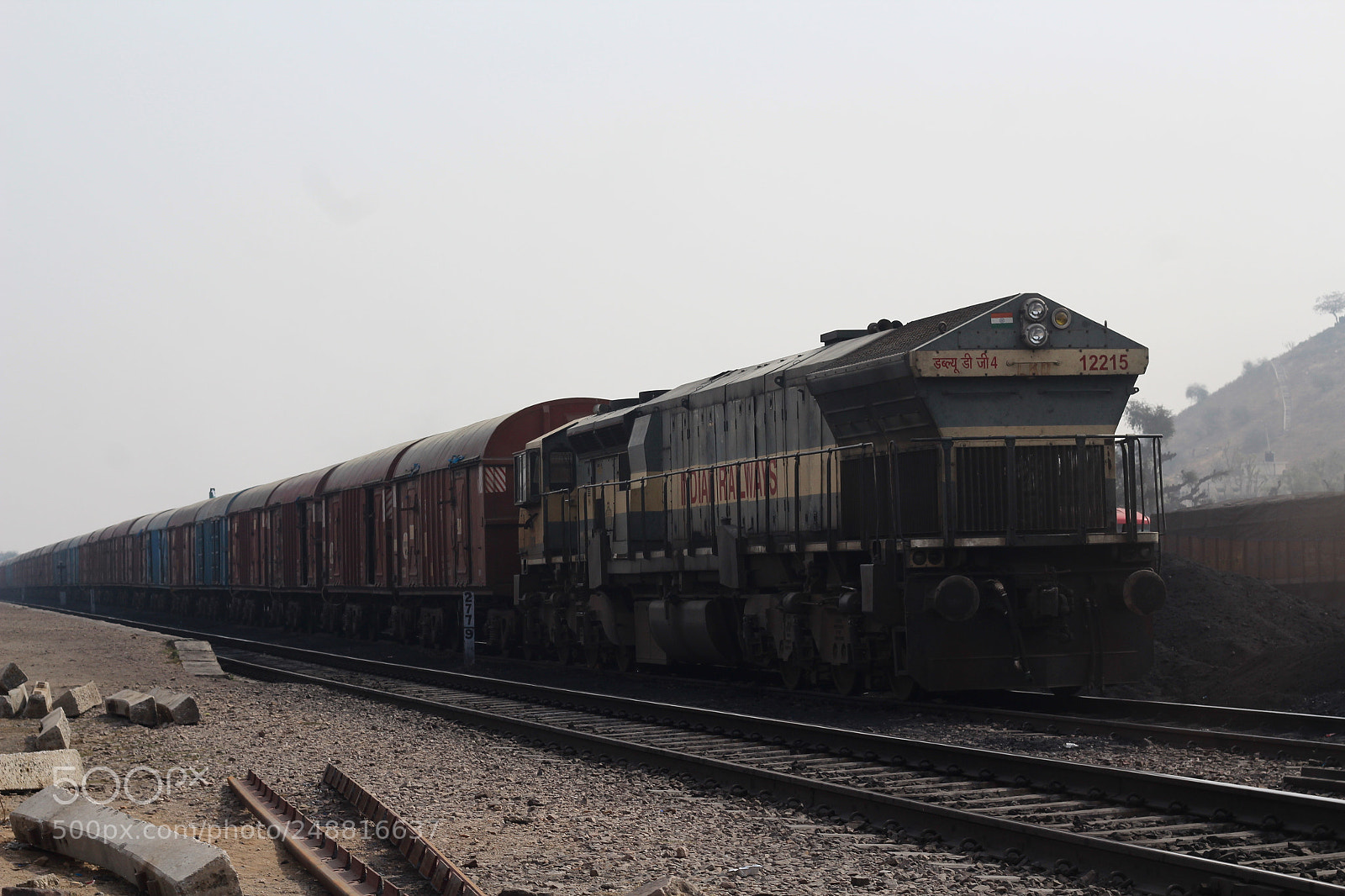 Canon EOS 1200D (EOS Rebel T5 / EOS Kiss X70 / EOS Hi) sample photo. Rajasthani salt train photography