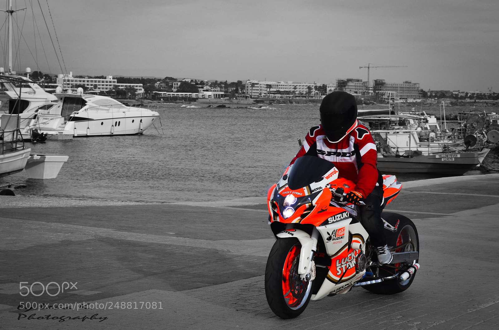 Nikon D5100 sample photo. Run photography