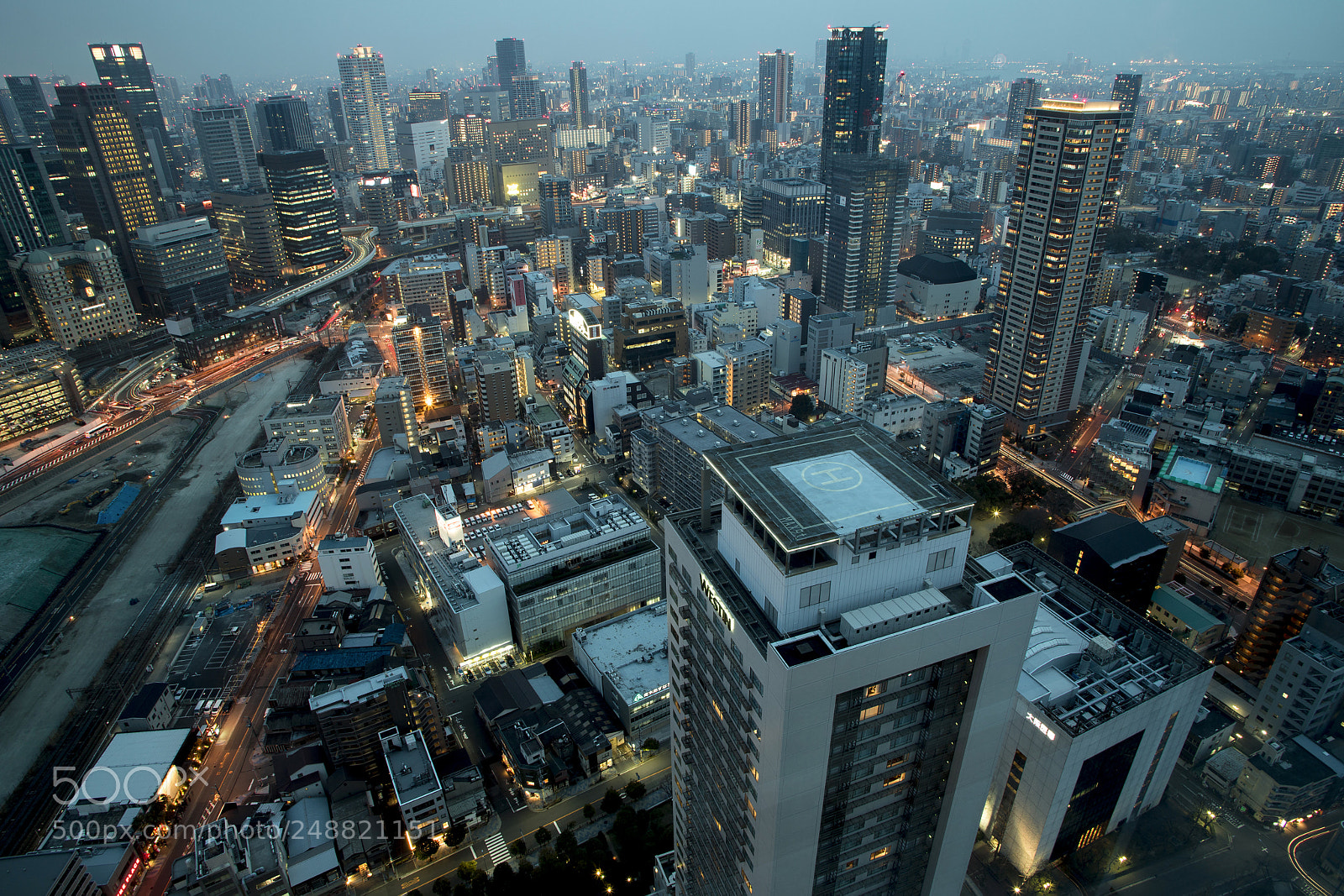 Canon EOS 6D Mark II sample photo. Osaka night photography