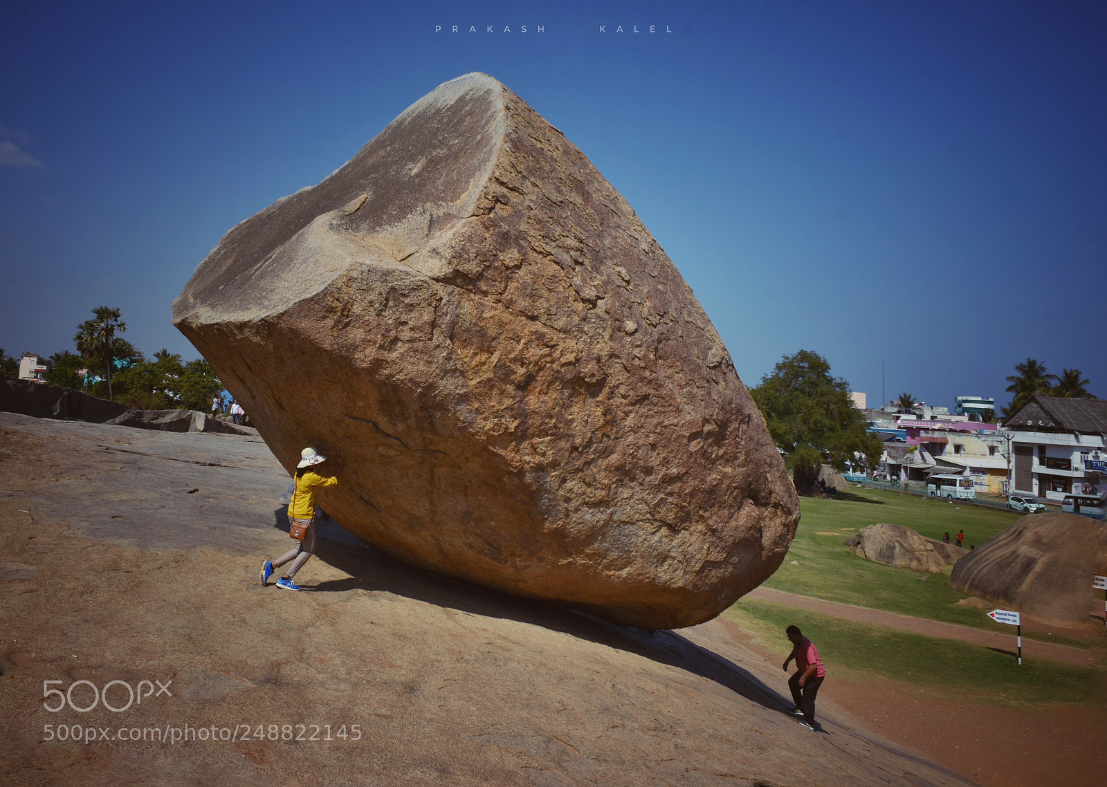 Nikon D5500 sample photo. Defying gravity photography