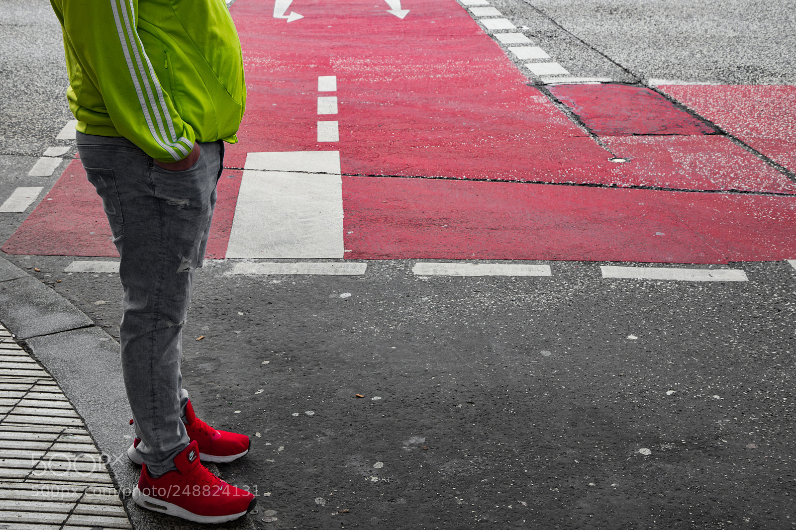 Canon EOS 6D Mark II sample photo. Red sneakers photography
