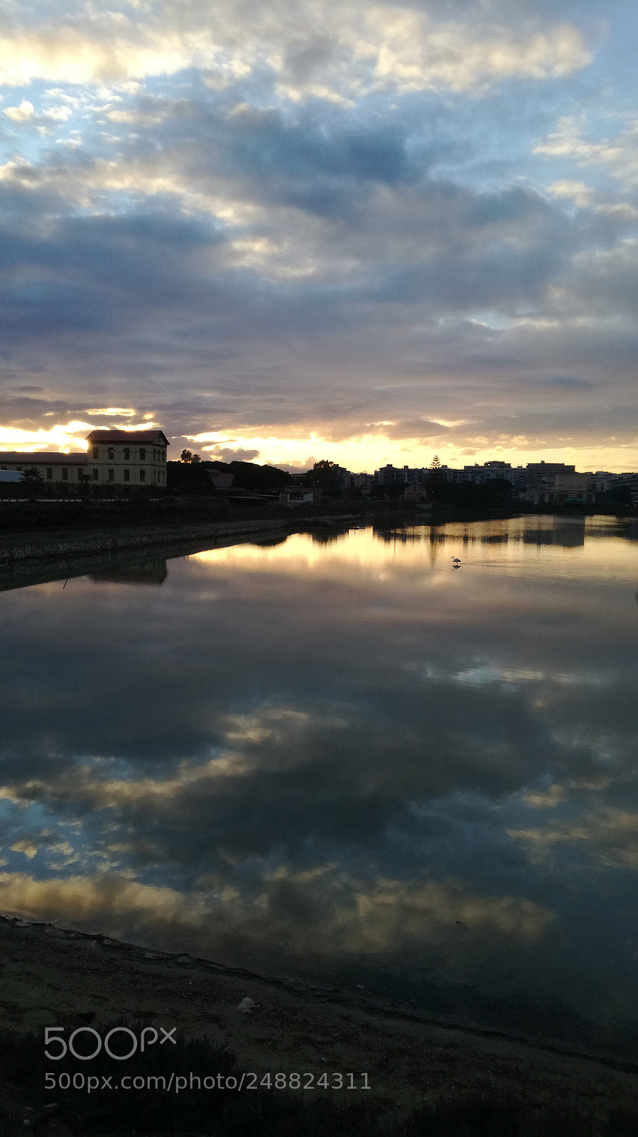 HUAWEI P9 LITE sample photo. Reflections photography