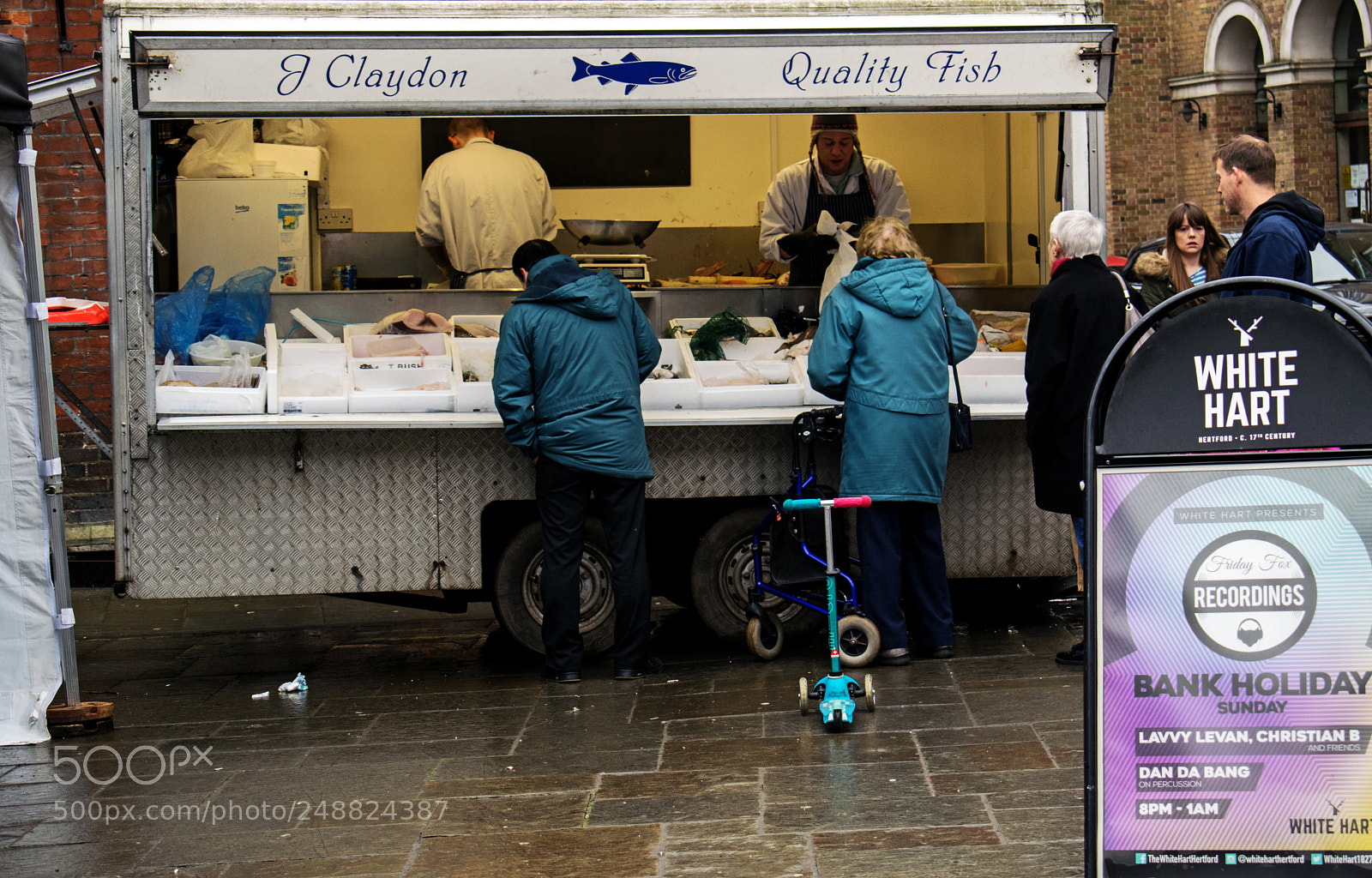 Nikon D5300 sample photo. J claydon fish stall photography