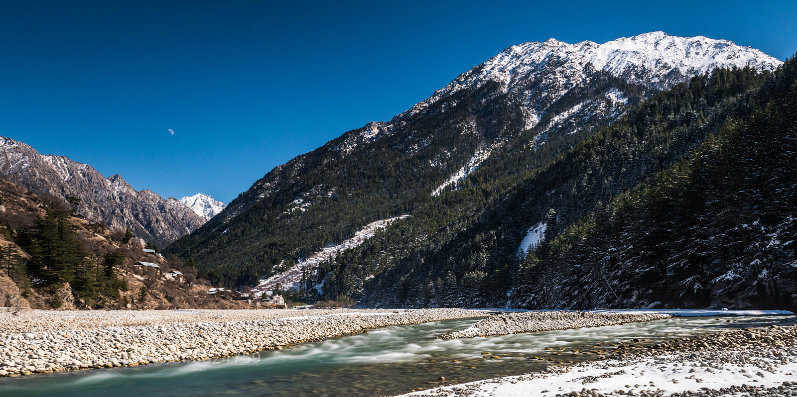 Nikon D810 sample photo. Dharali, uttarakhand. photography