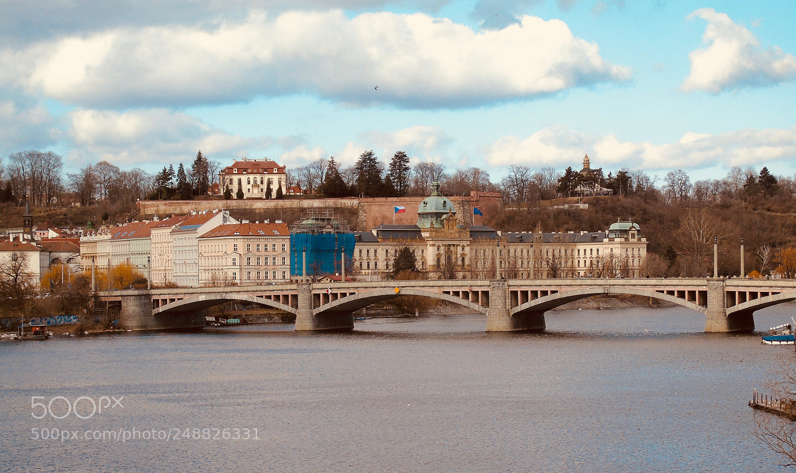 Sony Cyber-shot DSC-H400 sample photo. Manes bridge photography
