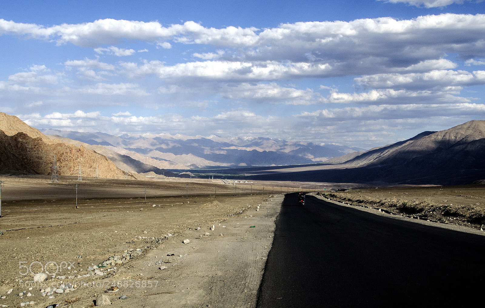 Nikon D5100 sample photo. On the way to photography