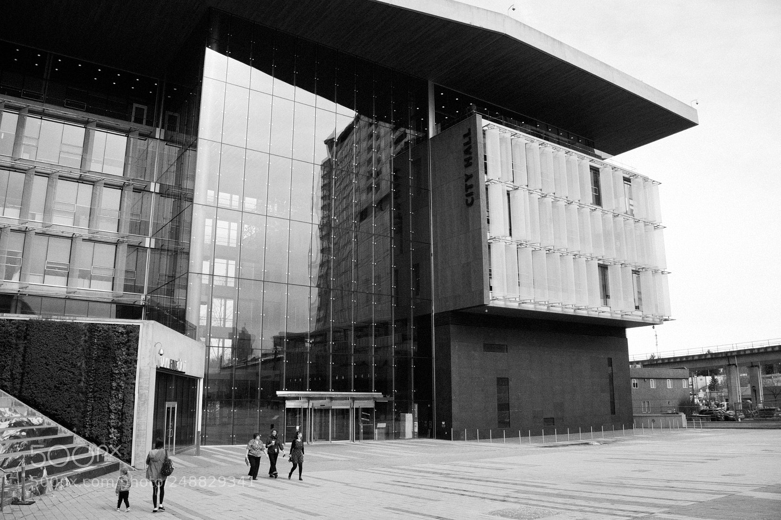 Fujifilm X100F sample photo. City hall photography