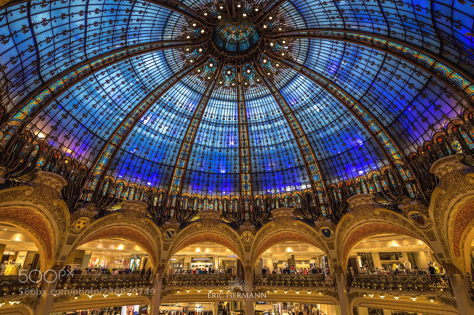 Canon EOS 7D Mark II sample photo. Au bonheur des dames photography