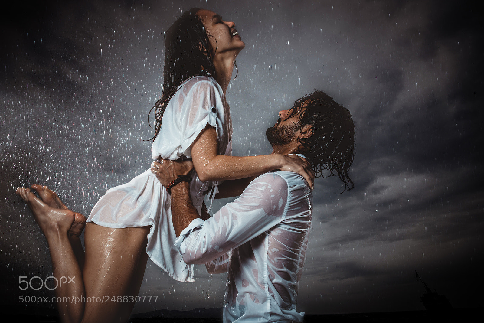 Nikon D610 sample photo. Couple sharing romantic moments photography