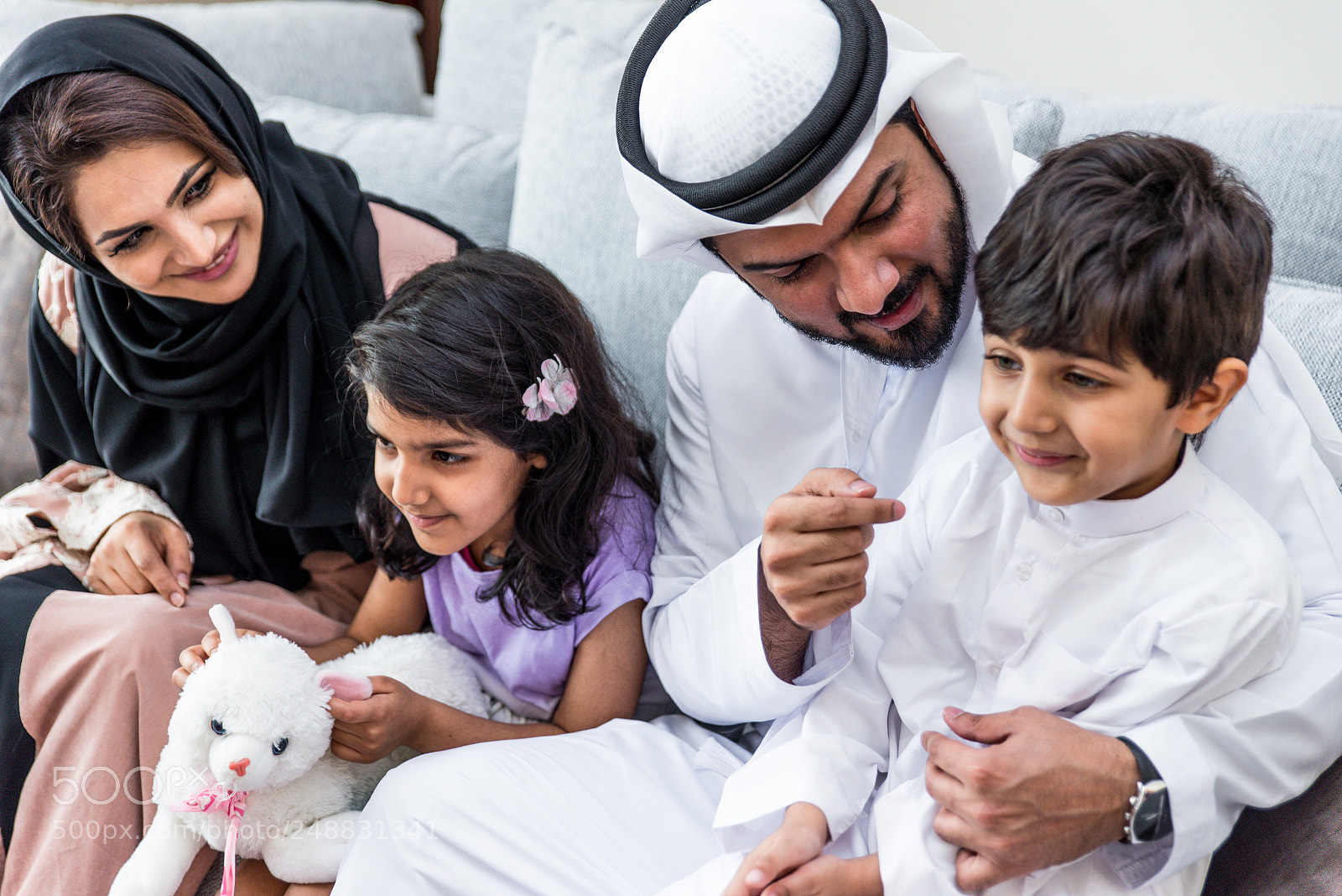 Nikon D610 sample photo. Arabic happy family lifestyle photography