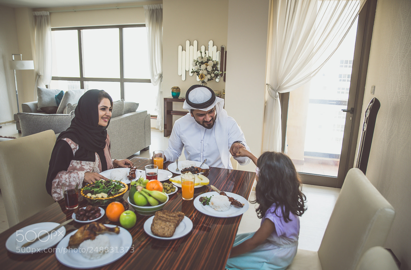 Nikon D610 sample photo. Arabic happy family lifestyle photography