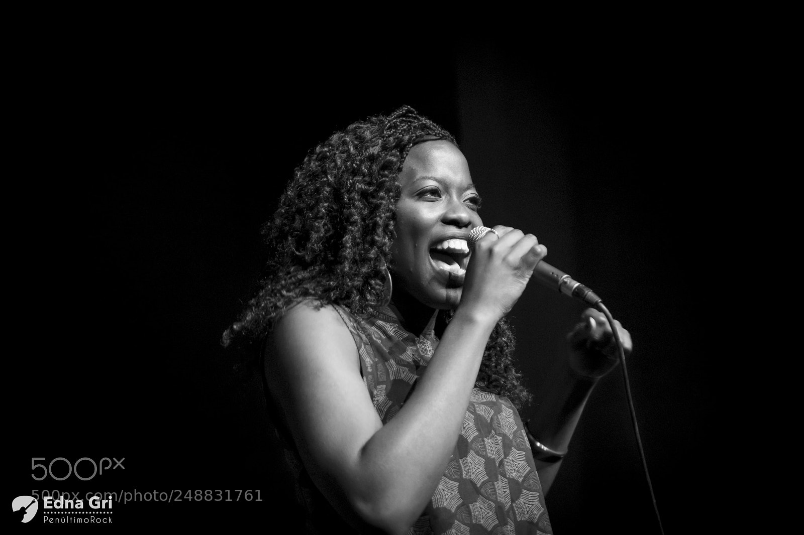 Nikon D3300 sample photo. Tribut a amy winehouse photography
