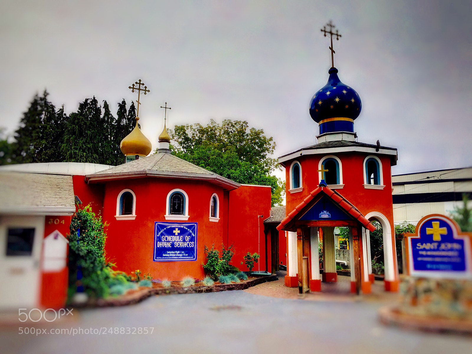 Apple iPhone 6 Plus sample photo. Byzantine church in eugene photography