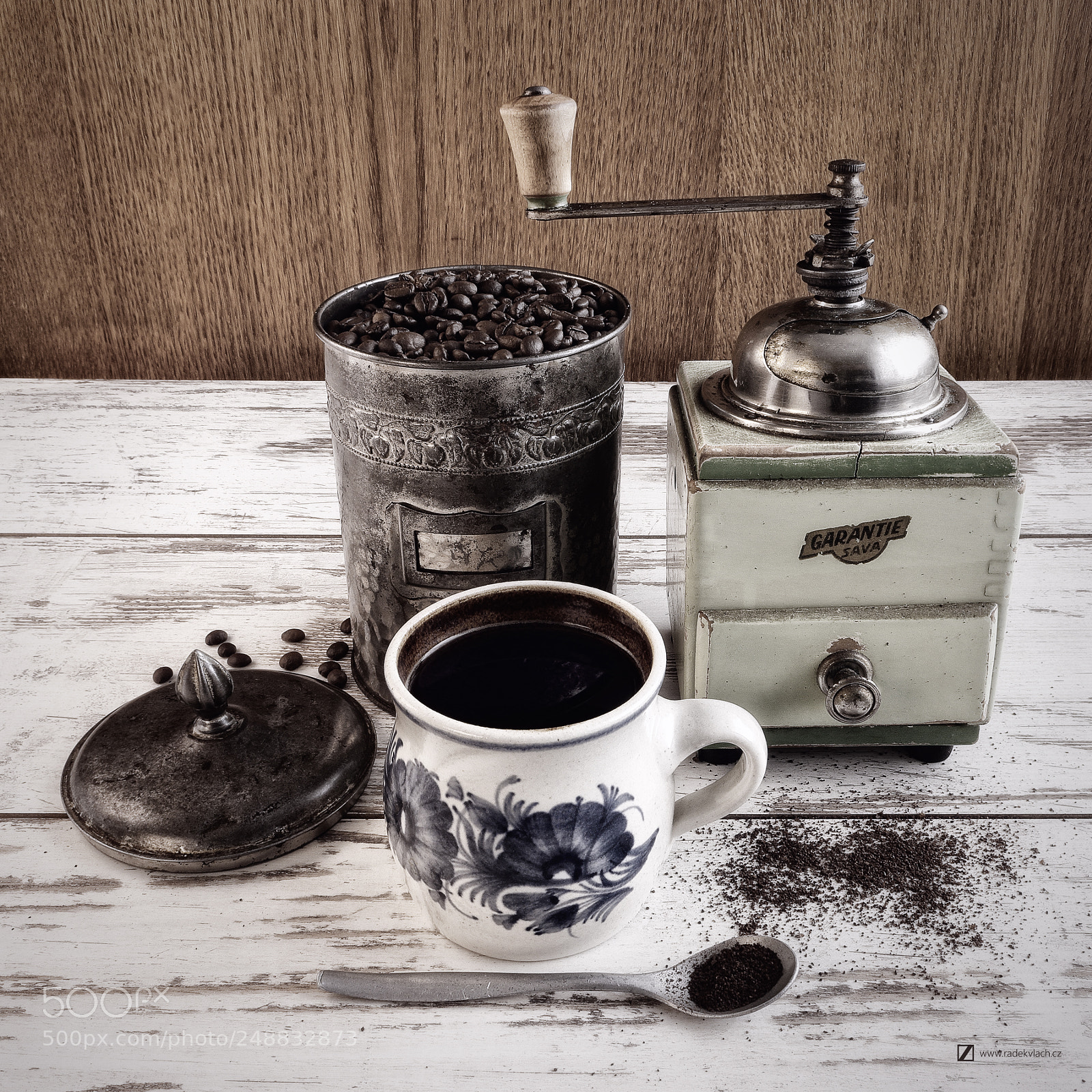 Canon EOS 600D (Rebel EOS T3i / EOS Kiss X5) sample photo. Coffee time #1 photography