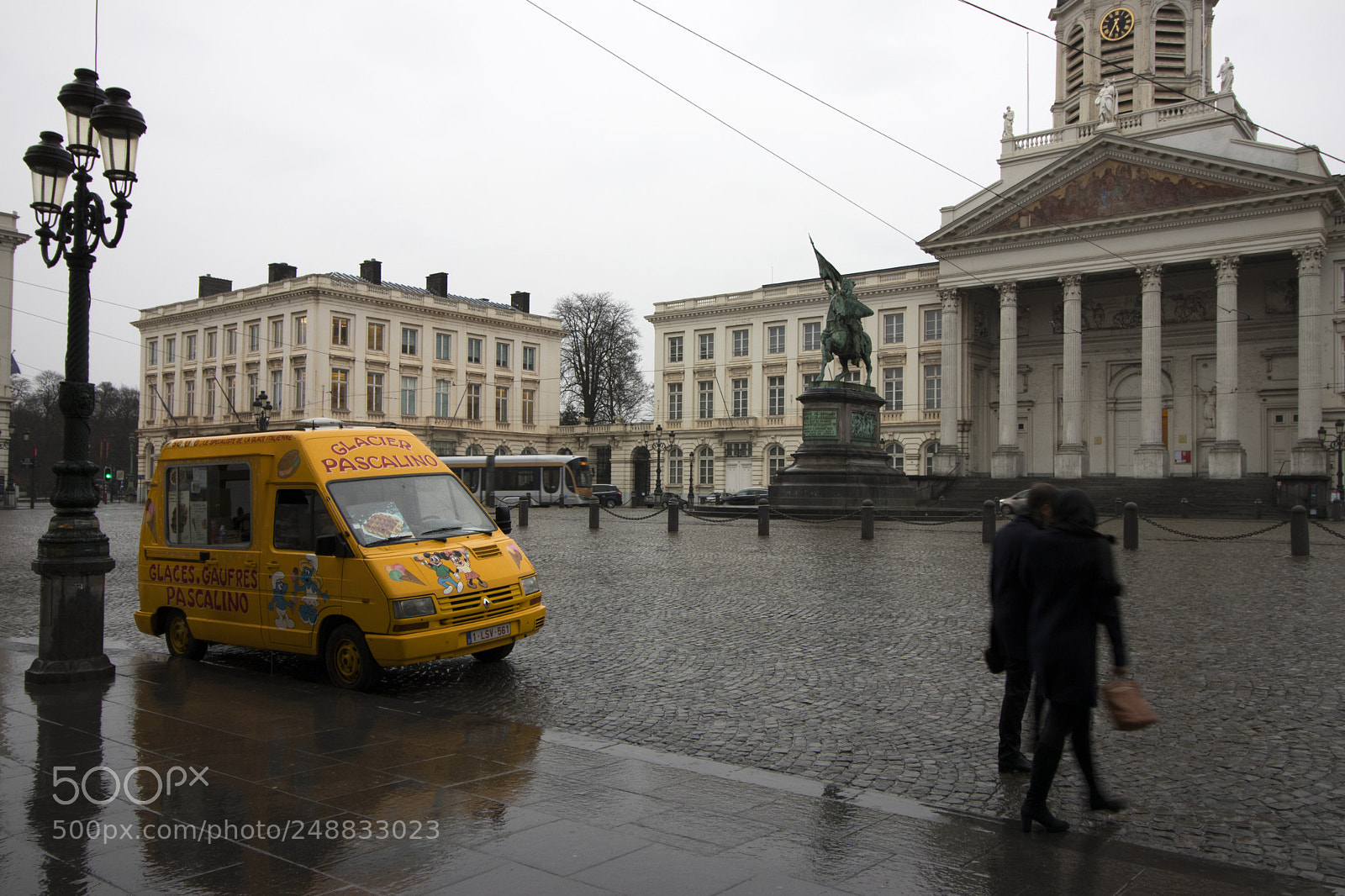 Canon EOS 80D sample photo. Outside musees royaux des photography
