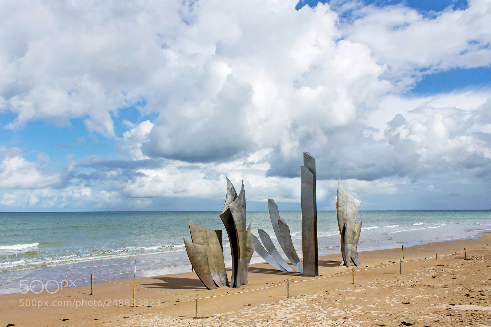 Canon EOS 1100D (EOS Rebel T3 / EOS Kiss X50) sample photo. Omaha beach photography