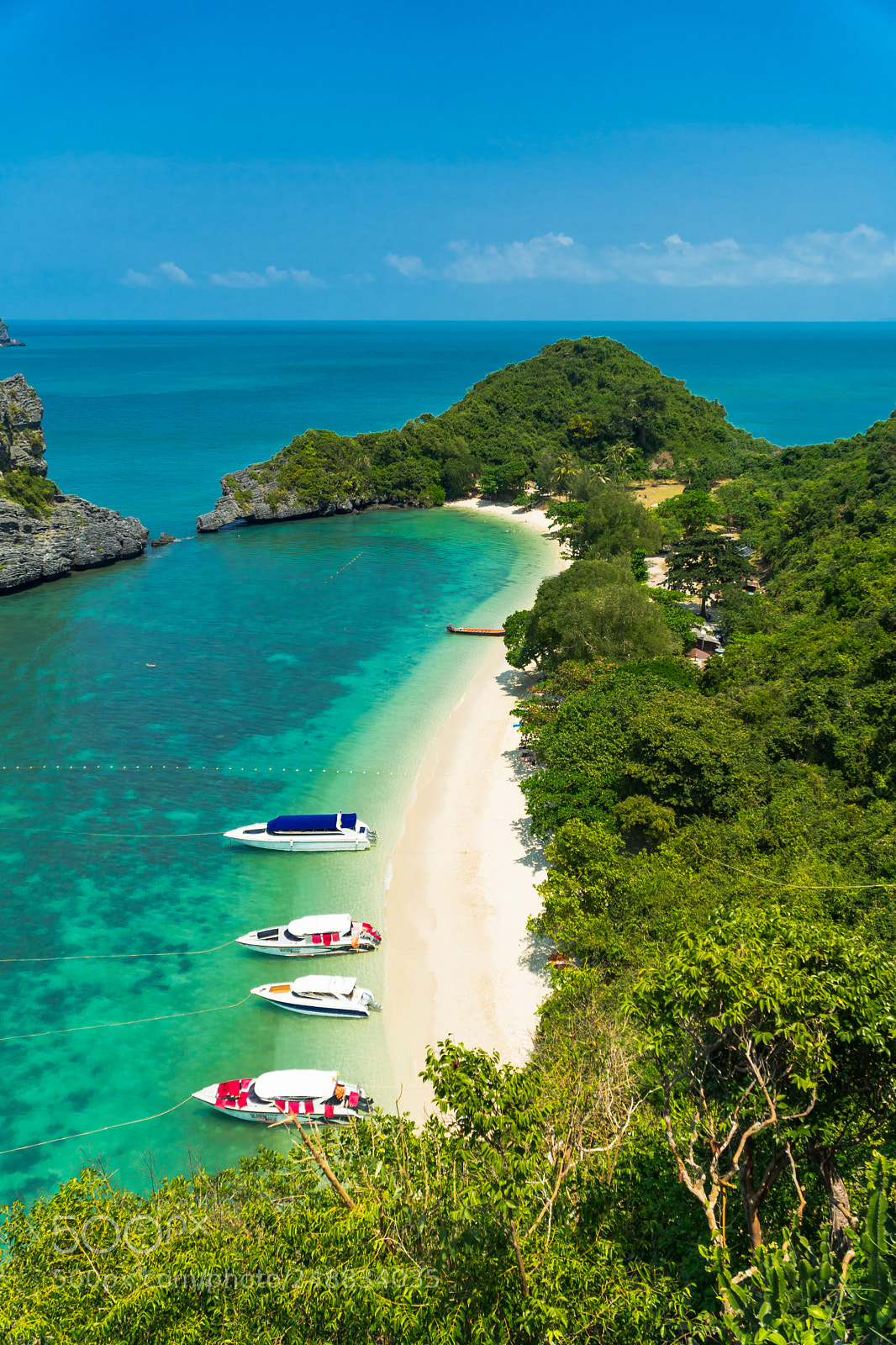Sony a6500 sample photo. The green island photography