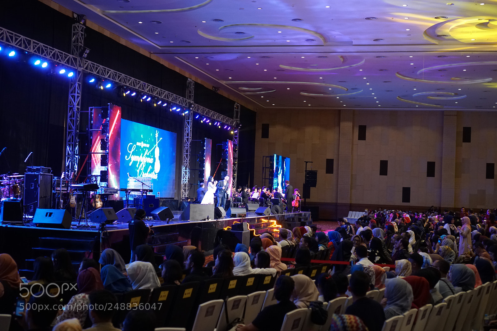 Sony a6300 sample photo. Concert photography