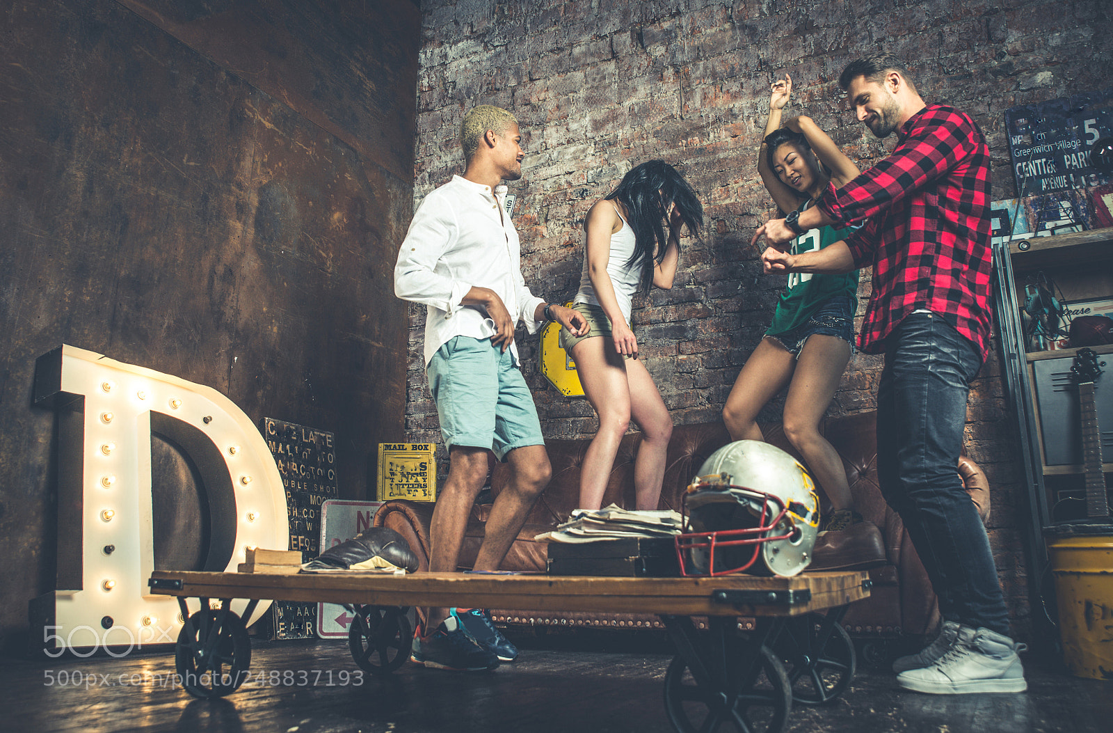 Nikon D610 sample photo. Friends hanging out at photography