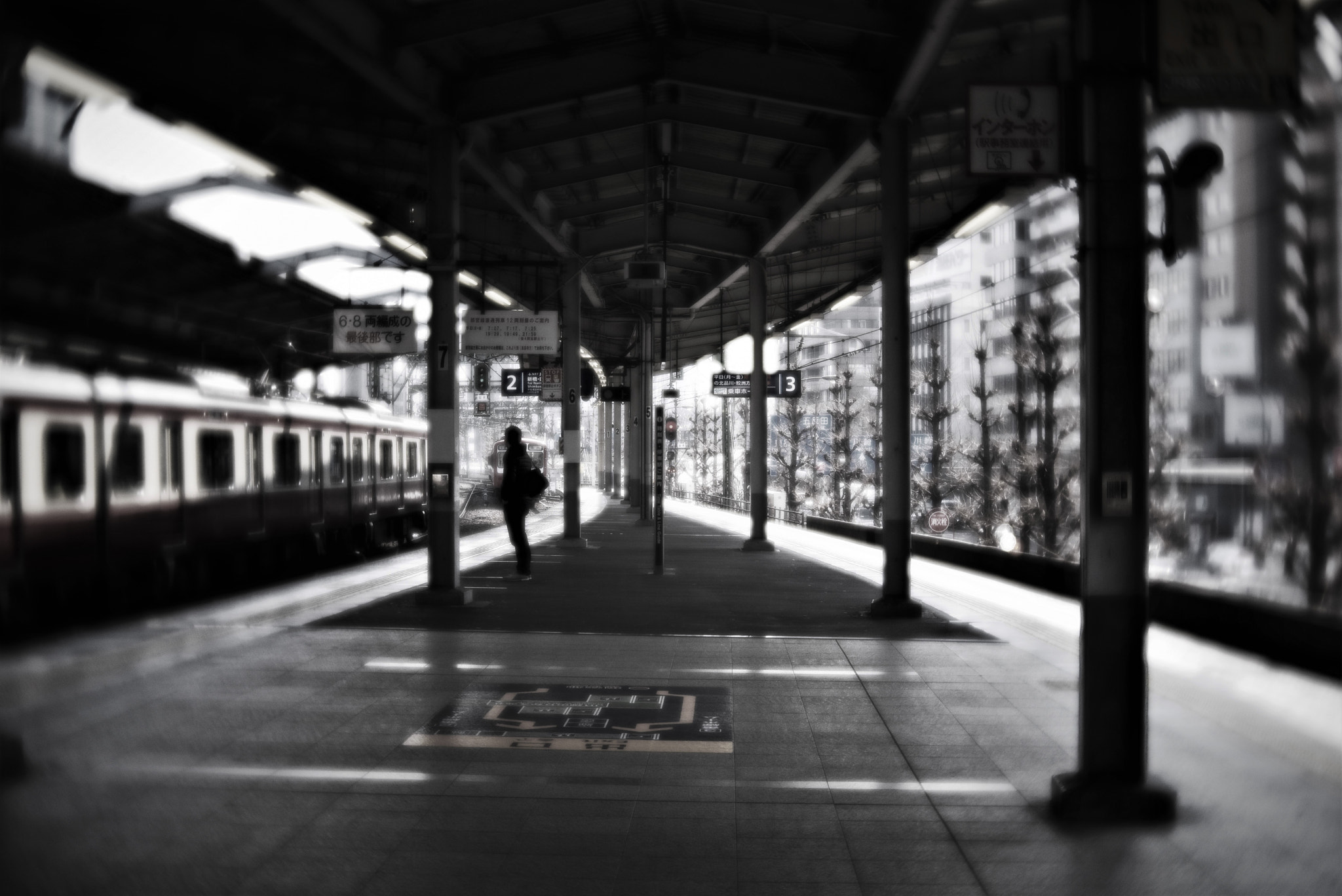 Manual Lens No CPU sample photo. On the platform photography