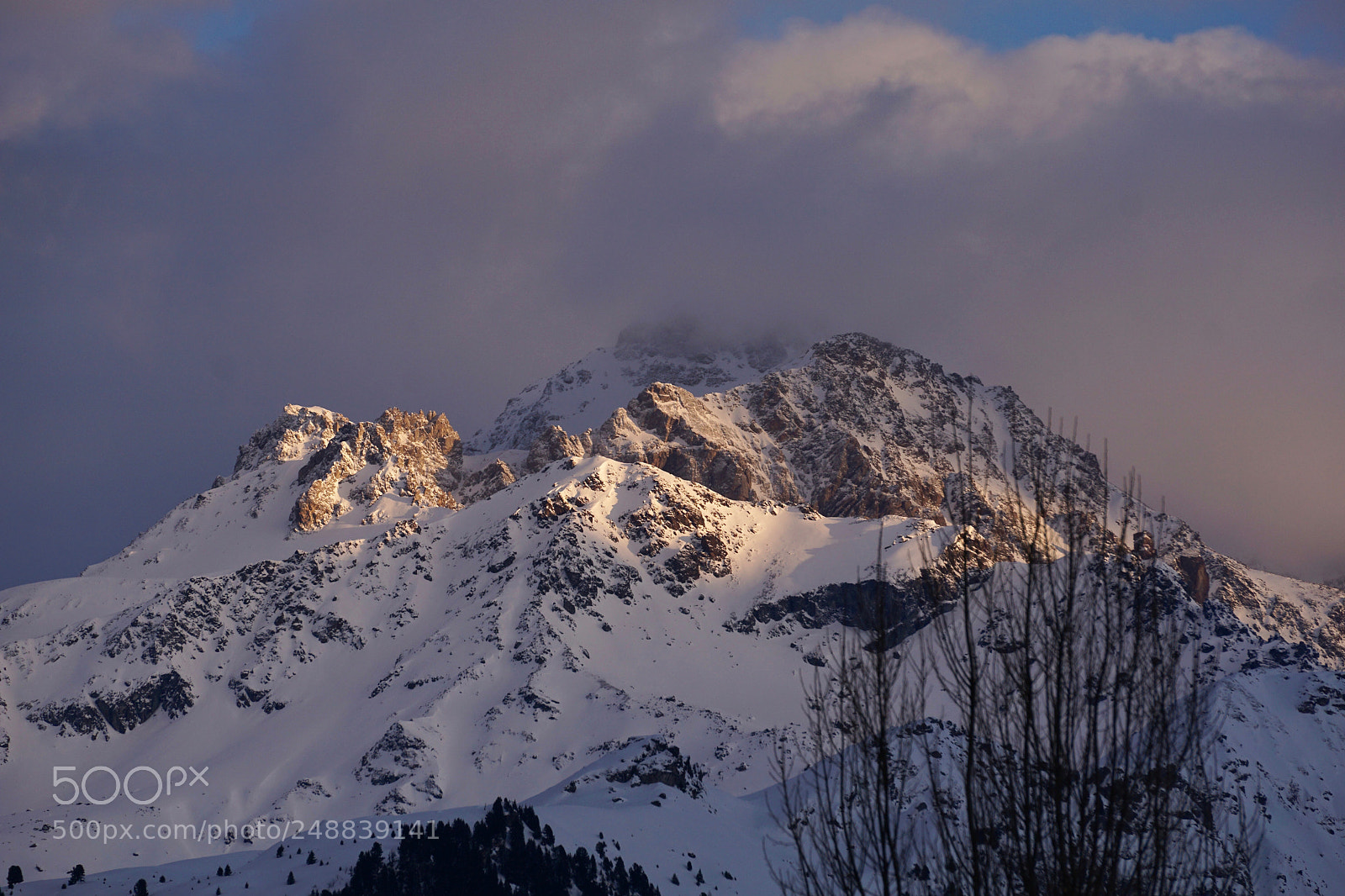 Sony a6000 sample photo. Massive mountain evening glow photography