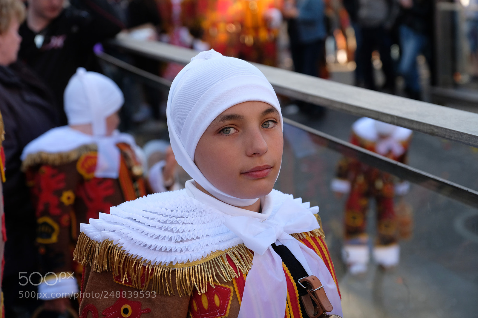 Fujifilm X-T2 sample photo. La louvi re, carnival photography