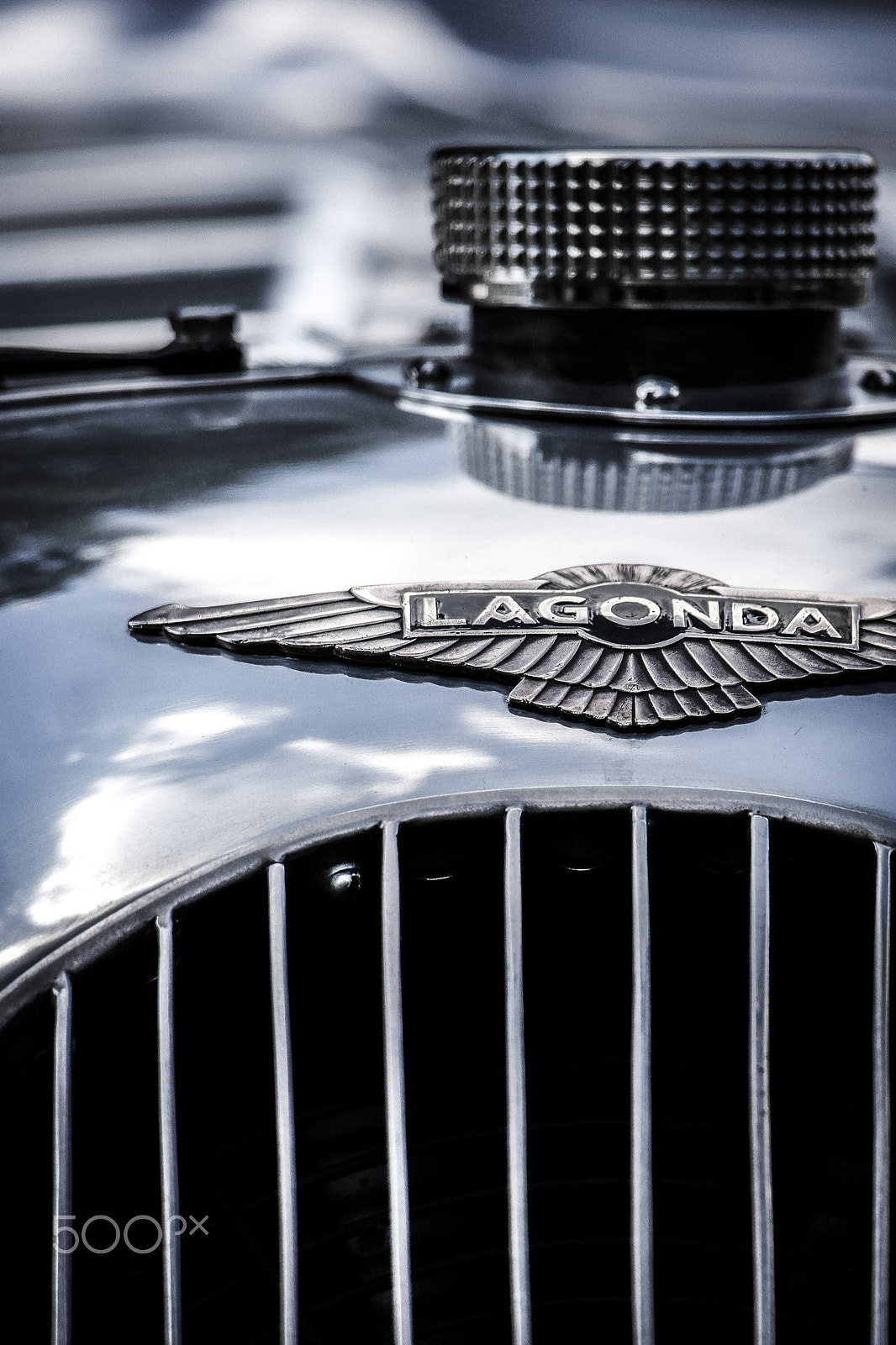 Samsung NX1000 sample photo. Lagonda the legend photography