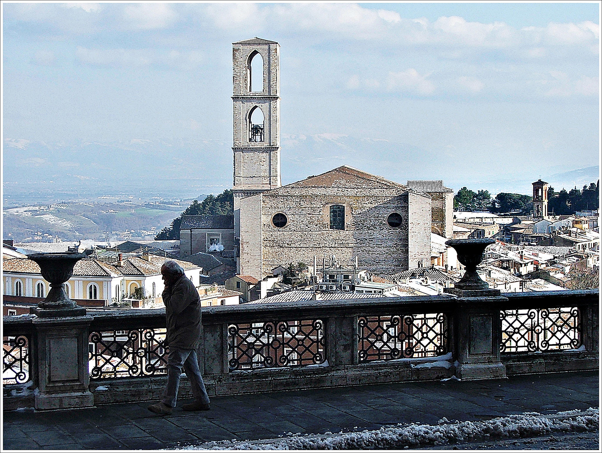 Fujifilm FinePix S5500 sample photo. Perugia - febbraio. photography