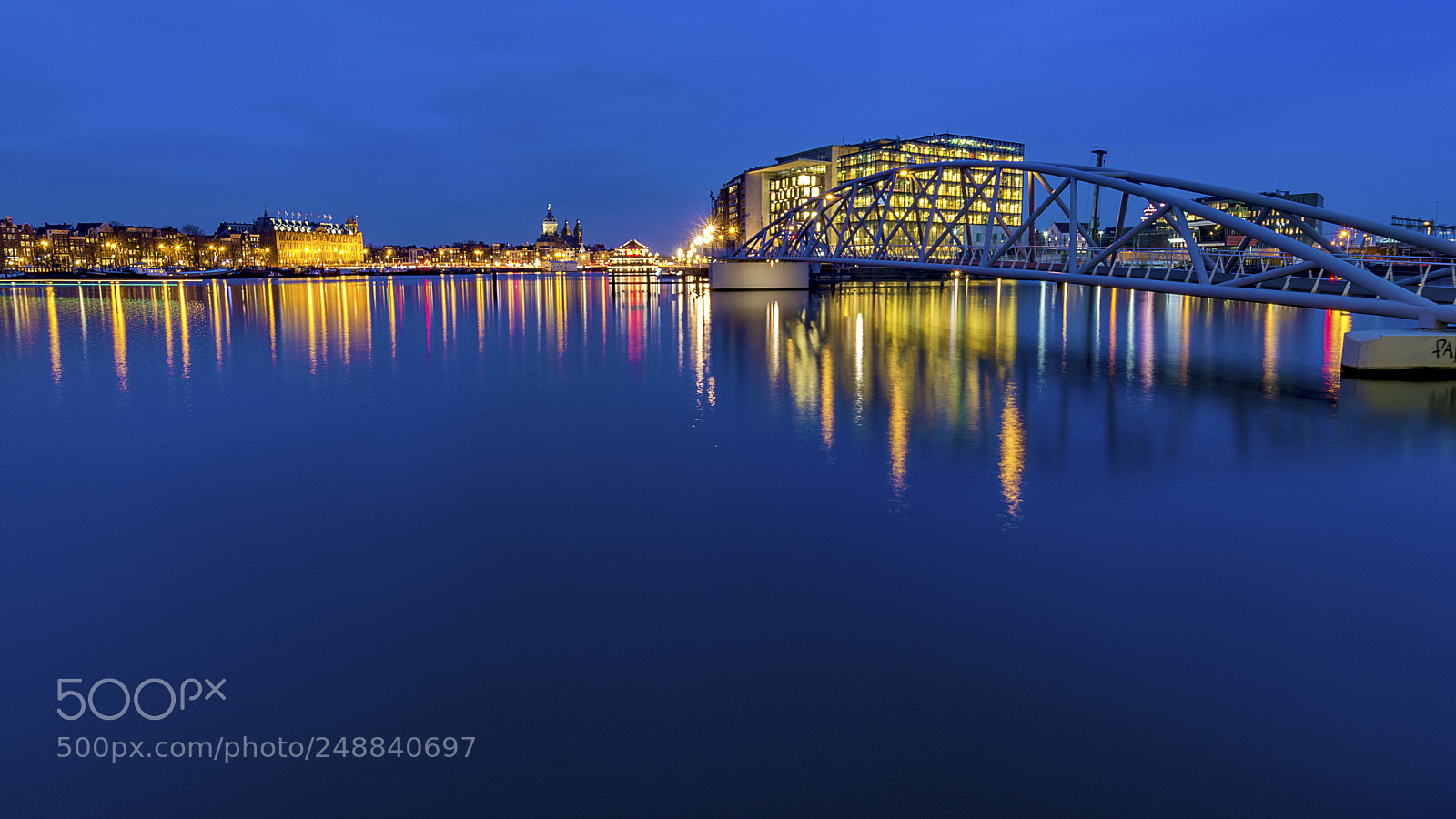 Nikon D7100 sample photo. Amsterdam central photography