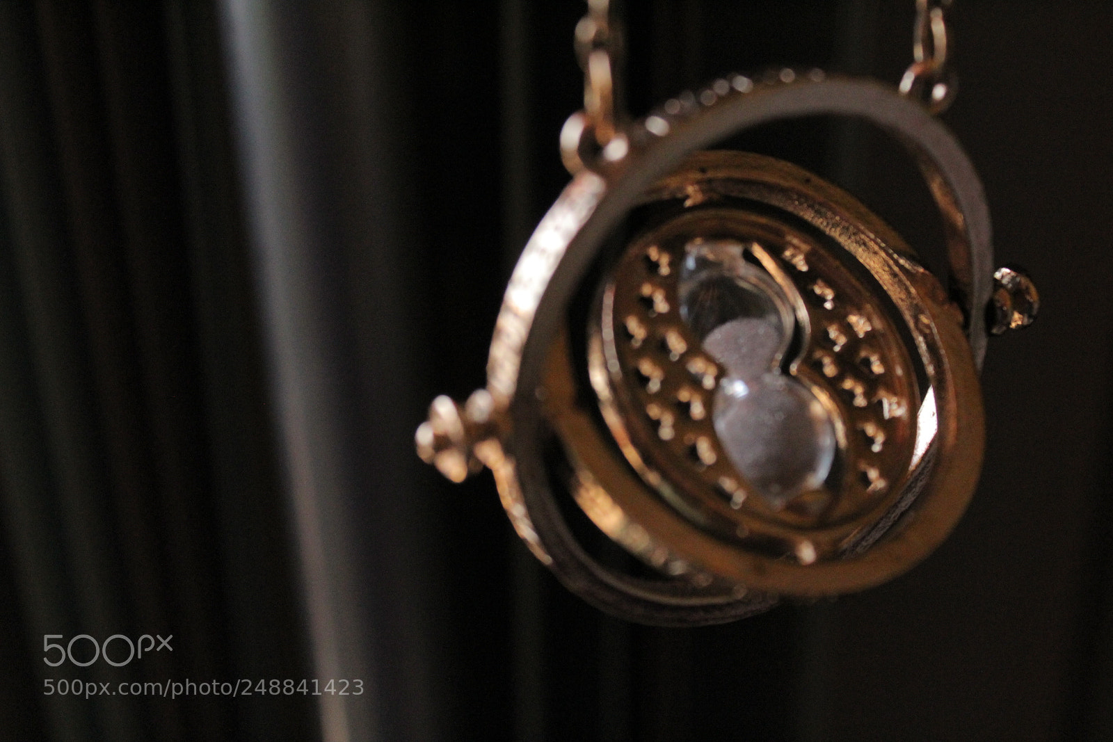 Canon EOS 1300D (EOS Rebel T6 / EOS Kiss X80) sample photo. #harrypotter #potterhead photography