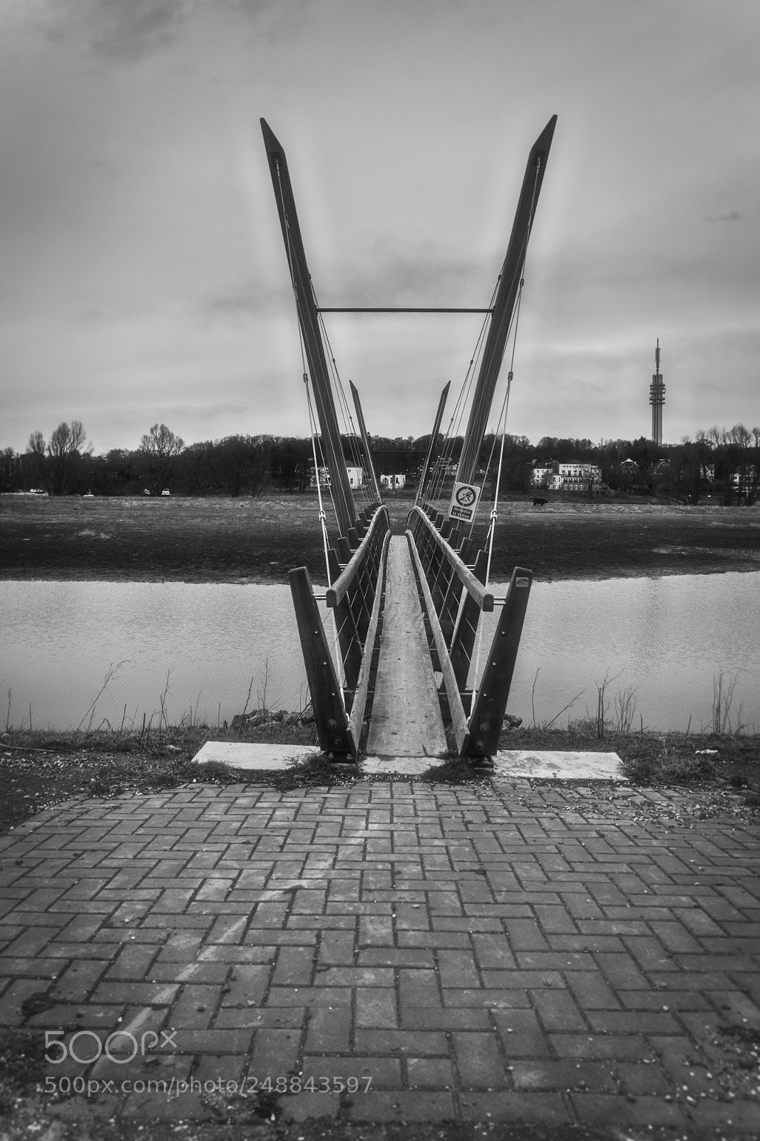 Canon EOS 5D Mark IV sample photo. The hanging bridge photography