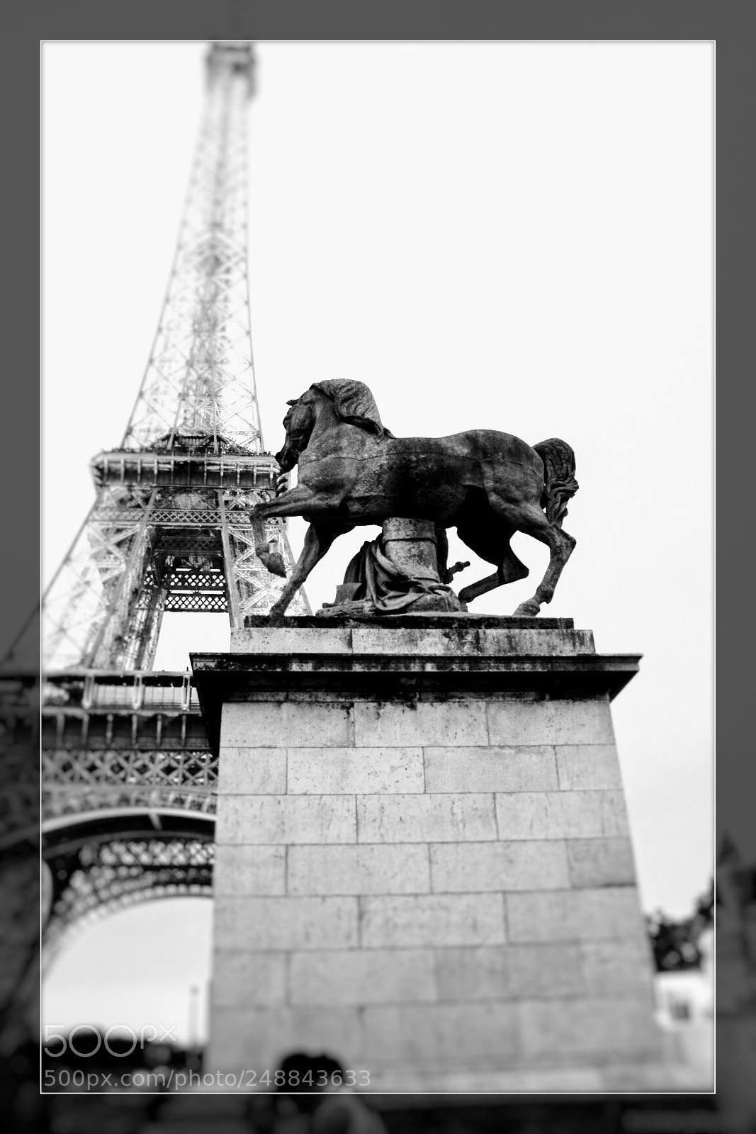 Canon EOS 350D (EOS Digital Rebel XT / EOS Kiss Digital N) sample photo. Le tour de eiffel photography