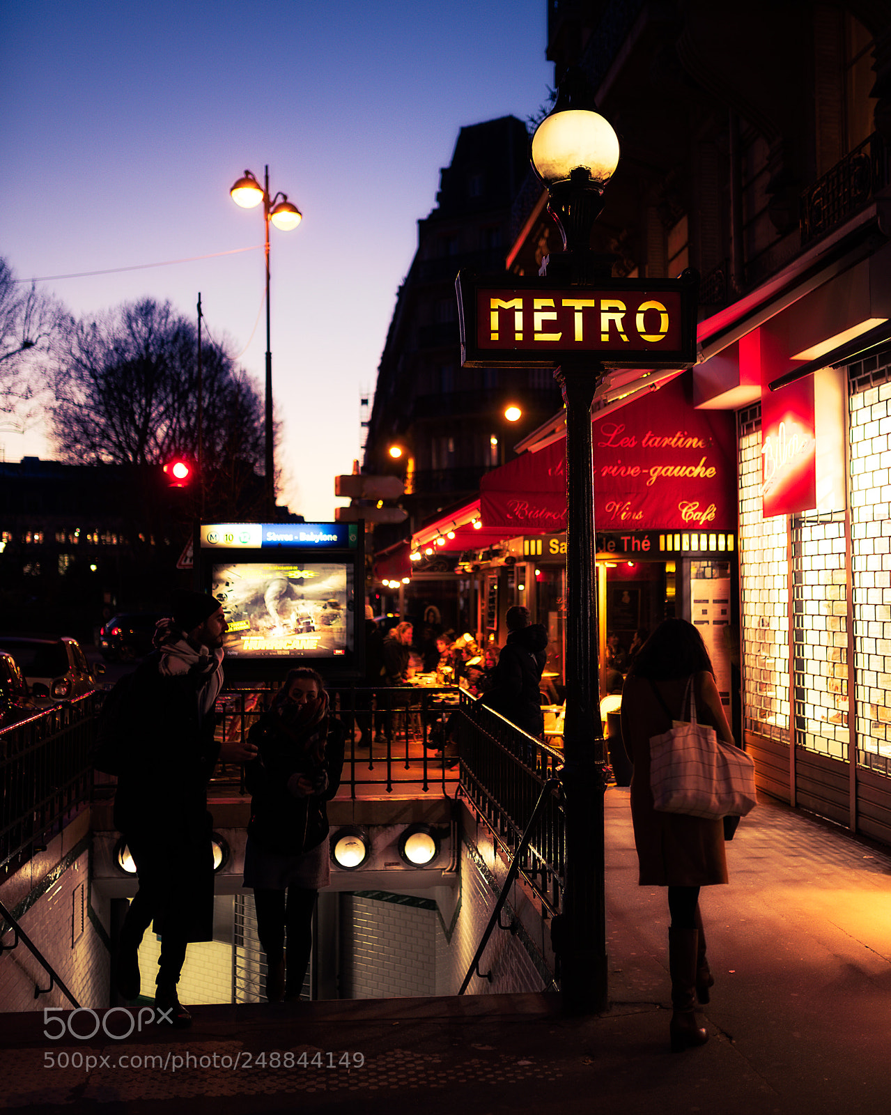Sony a7R II sample photo. Metro photography