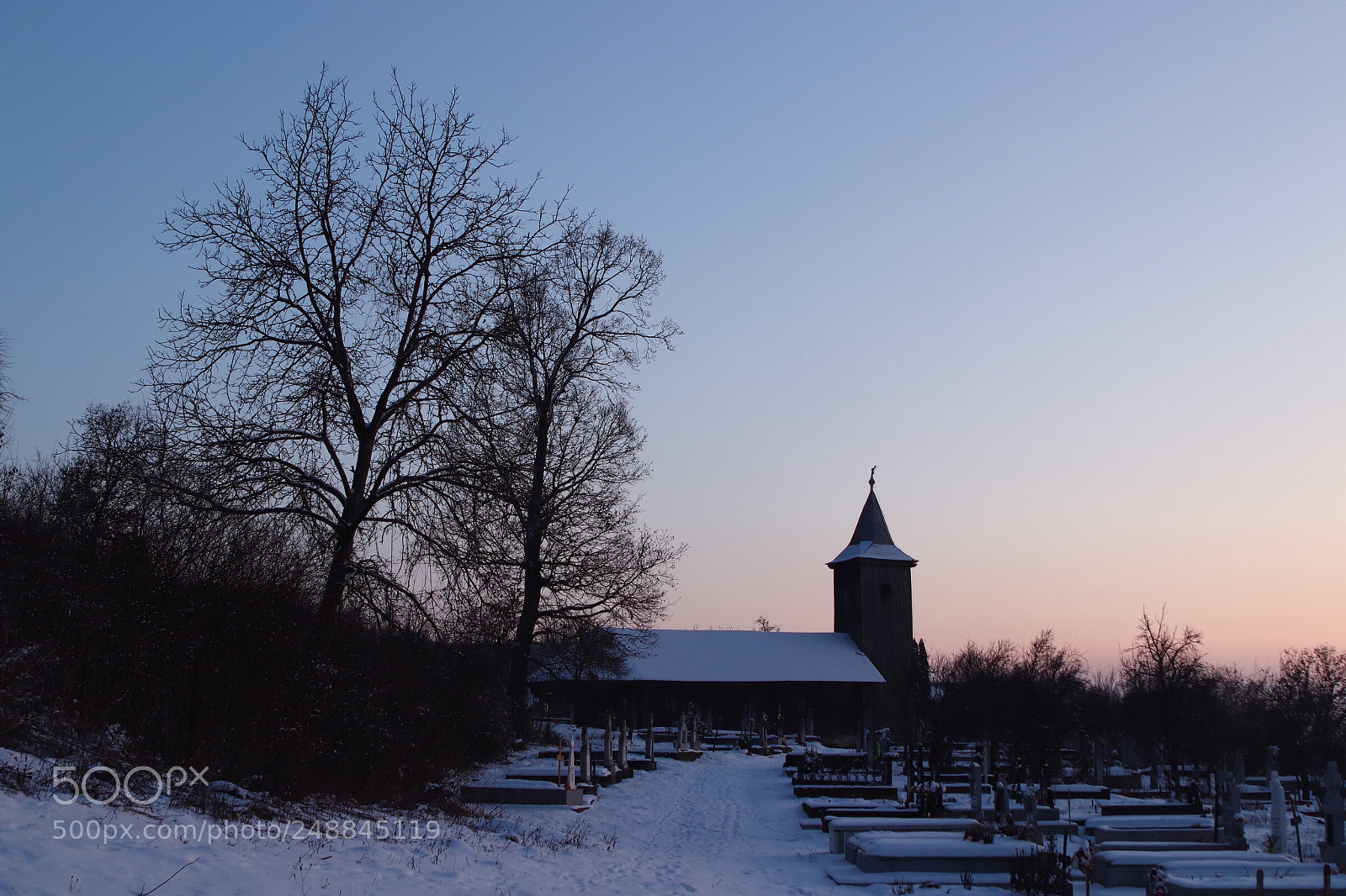 Canon EOS 77D (EOS 9000D / EOS 770D) sample photo. It's getting dark photography