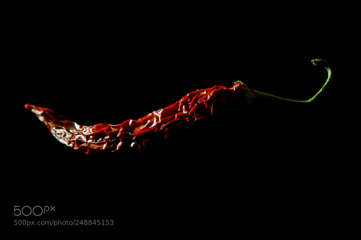 Canon EOS 7D Mark II sample photo. Hot red pepper photography