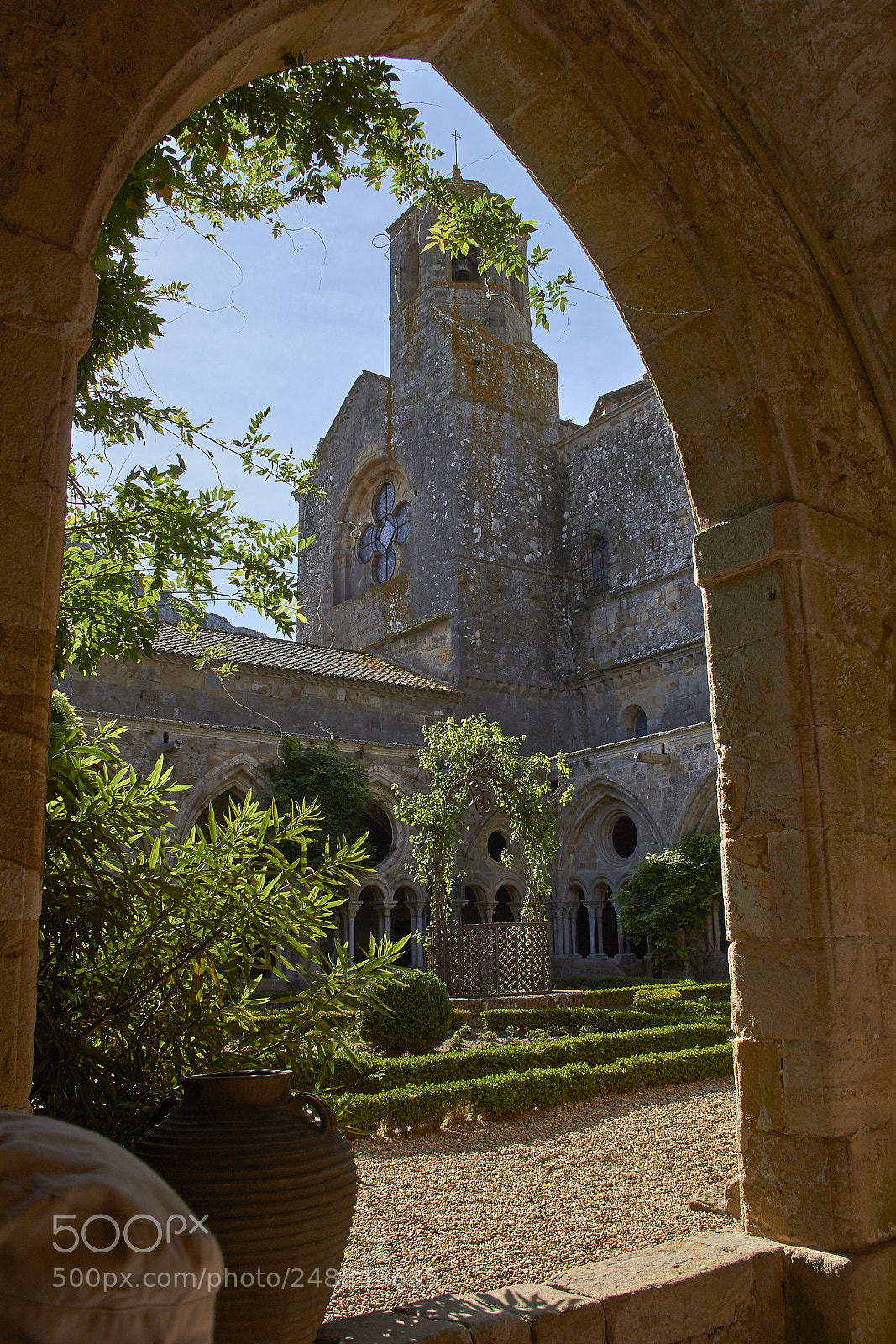 Canon EOS 550D (EOS Rebel T2i / EOS Kiss X4) sample photo. France, languedoc photography