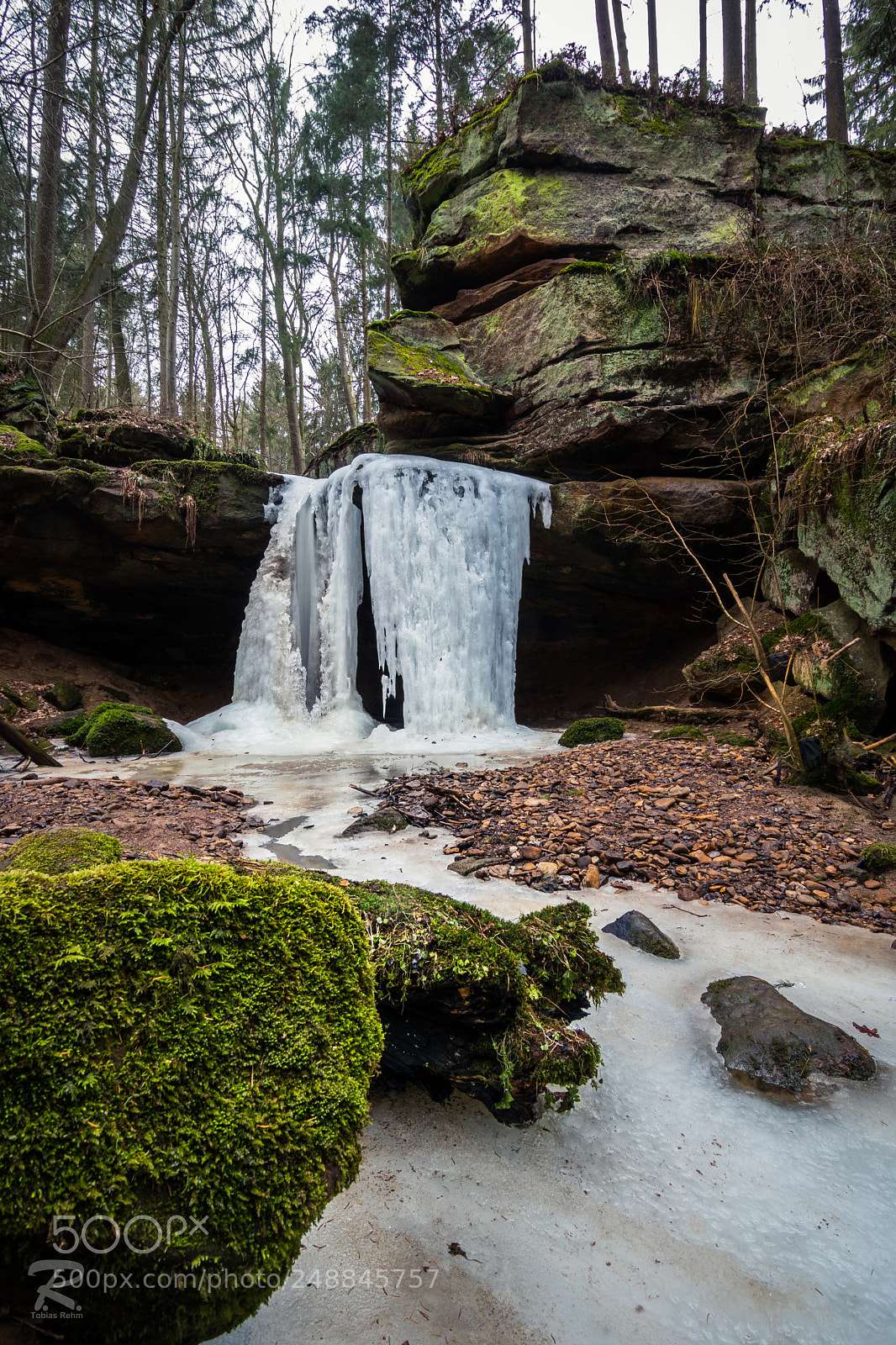 Canon EOS 760D (EOS Rebel T6s / EOS 8000D) sample photo. Icefall photography