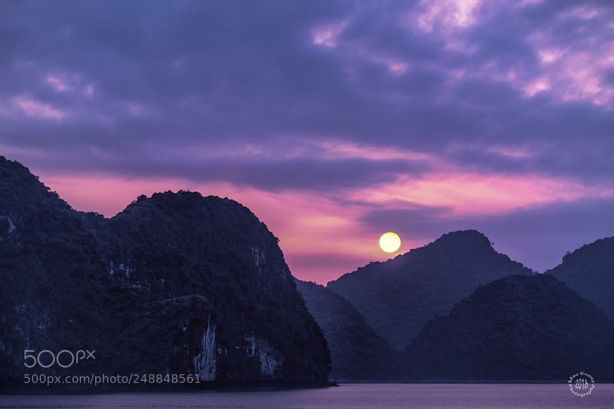 Nikon D850 sample photo. Full moon in halong photography