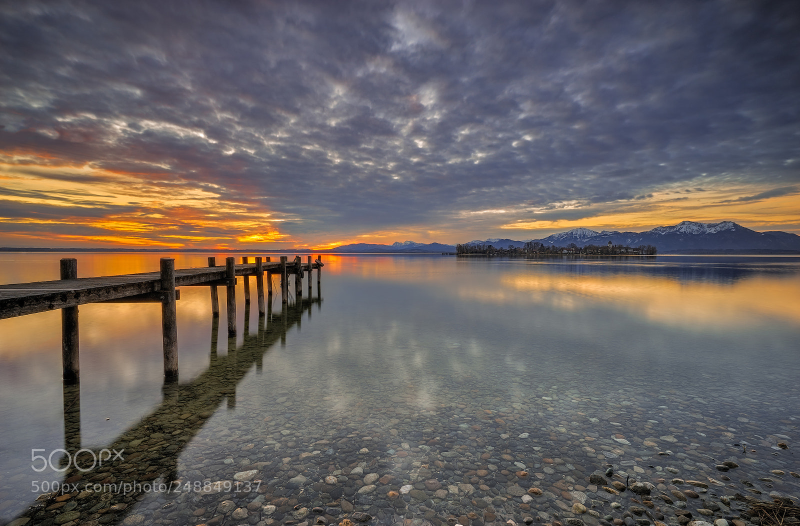 Sony a7 II + Sony Vario-Tessar T* FE 16-35mm F4 ZA OSS sample photo. Good morning photography