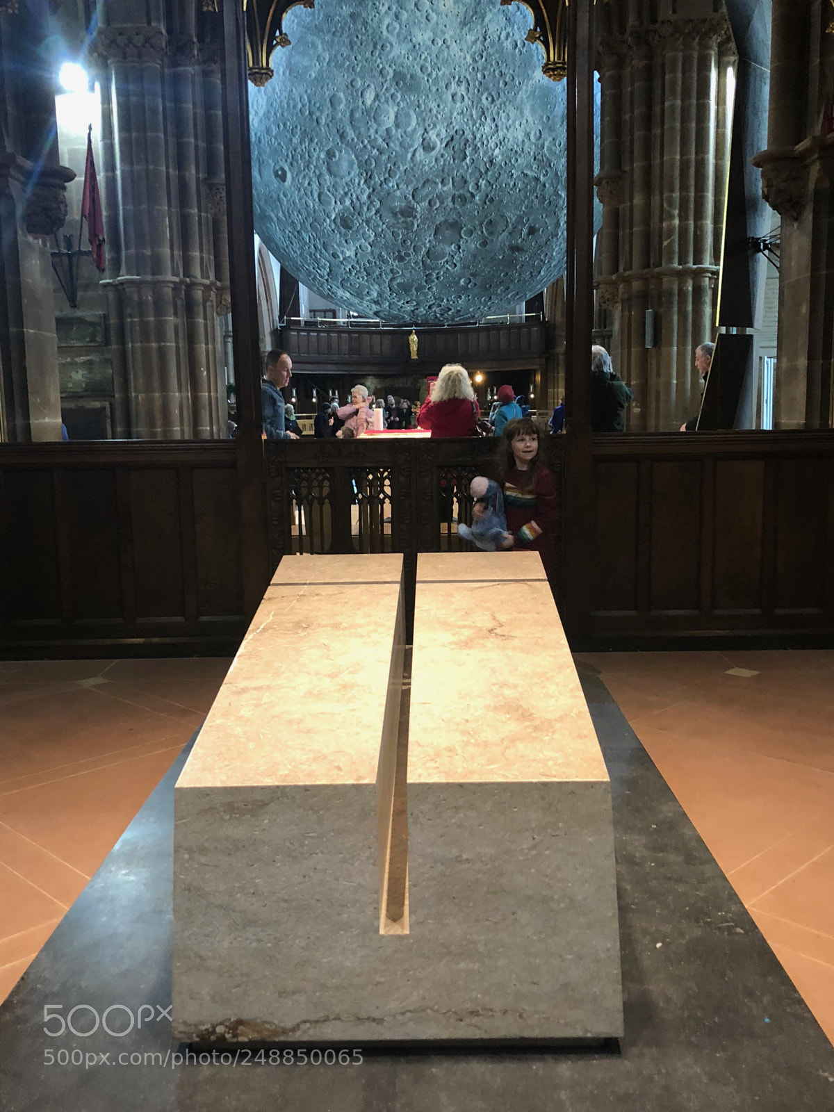 Apple iPhone 8 sample photo. King richard iii tomb photography