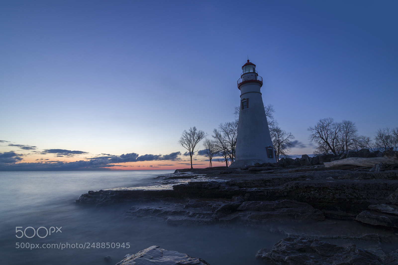 Canon EOS 80D sample photo. The mighty lighthouse photography