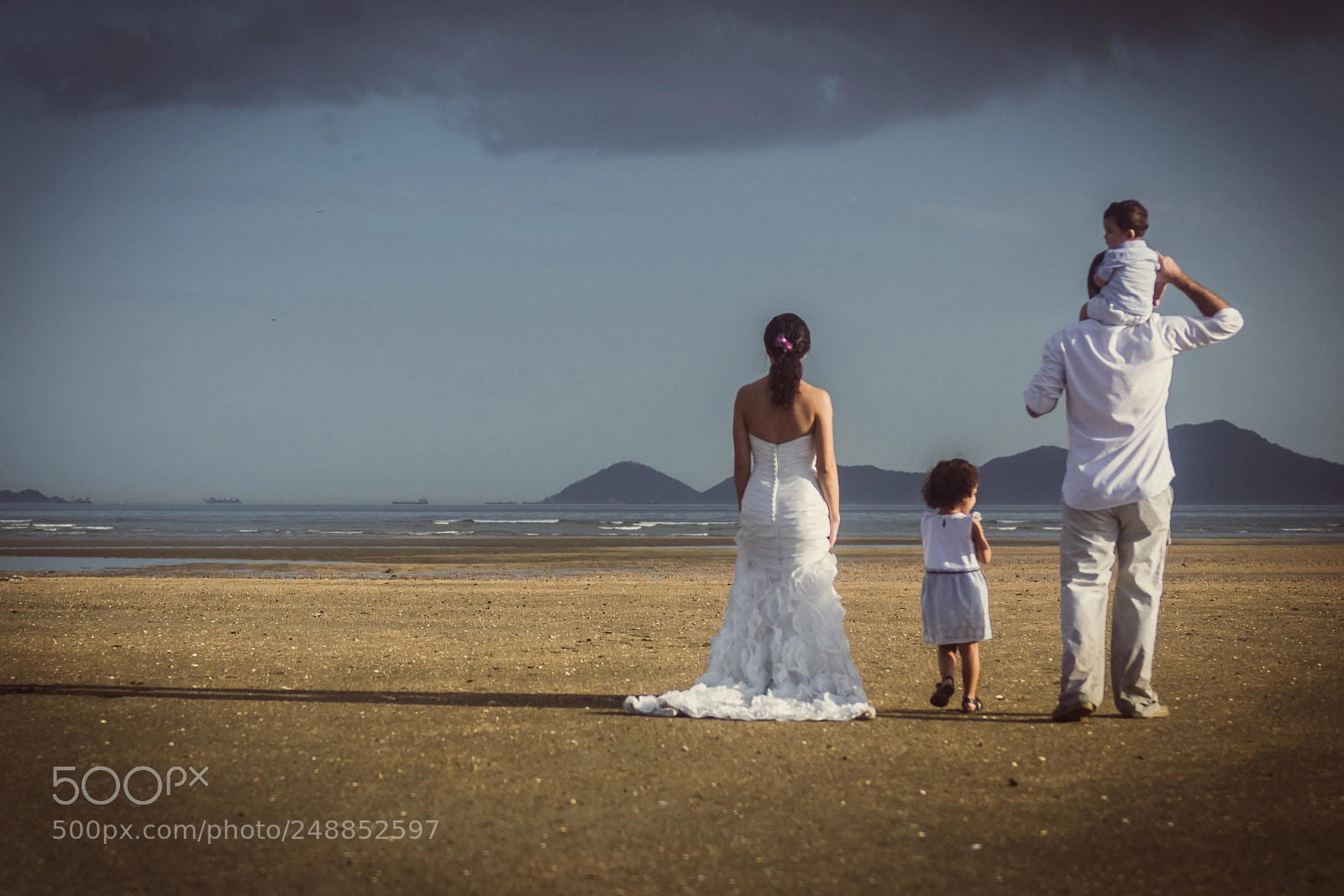 Nikon D3100 sample photo. Family photography