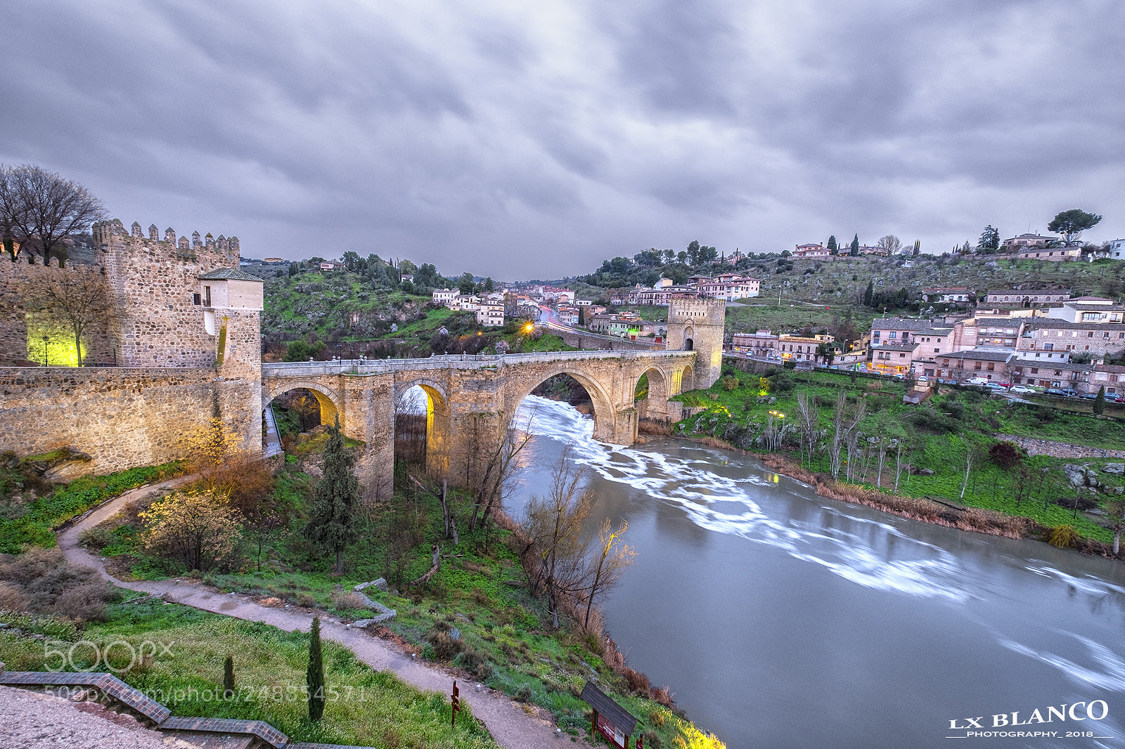Fujifilm X-T2 sample photo. Saint martin`s bridge photography