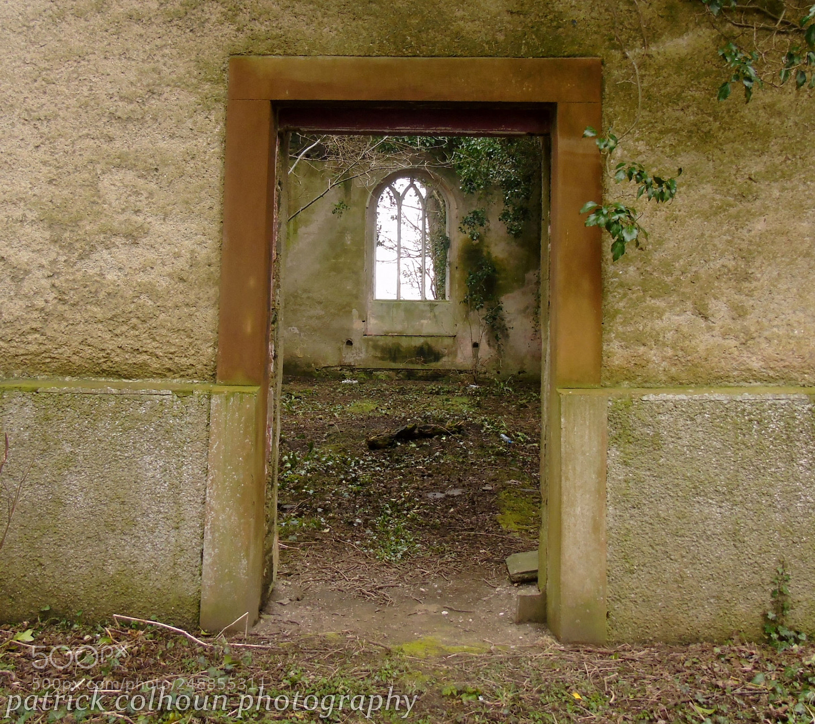 Sony Cyber-shot DSC-H400 sample photo. Abandoned church photography