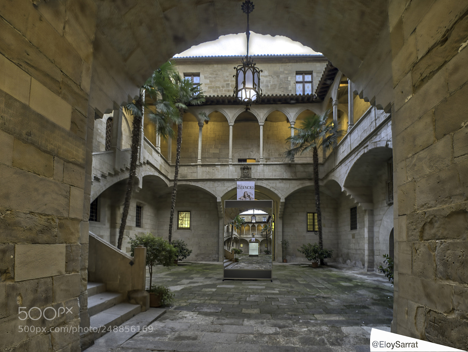 Olympus OM-D E-M5 II sample photo. Institut estuds ilerdencs photography
