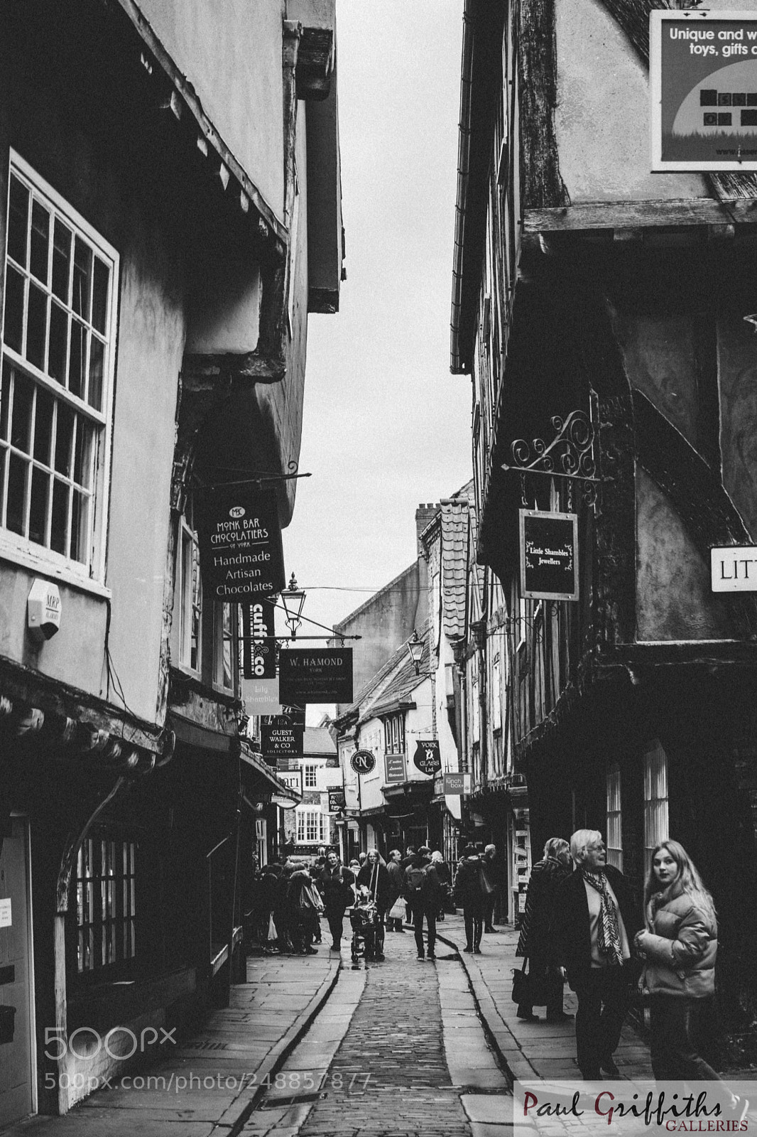 Sony a6000 sample photo. The city of york photography
