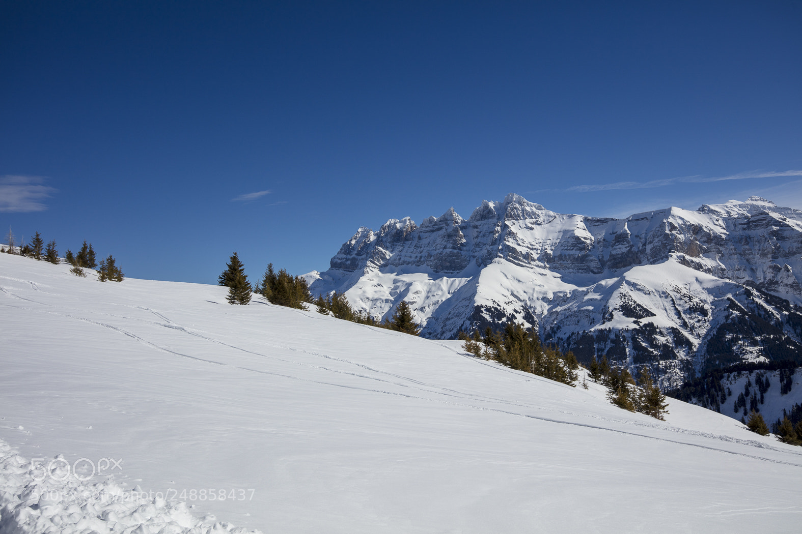 Canon EOS 5DS sample photo. Snow mountains in les photography